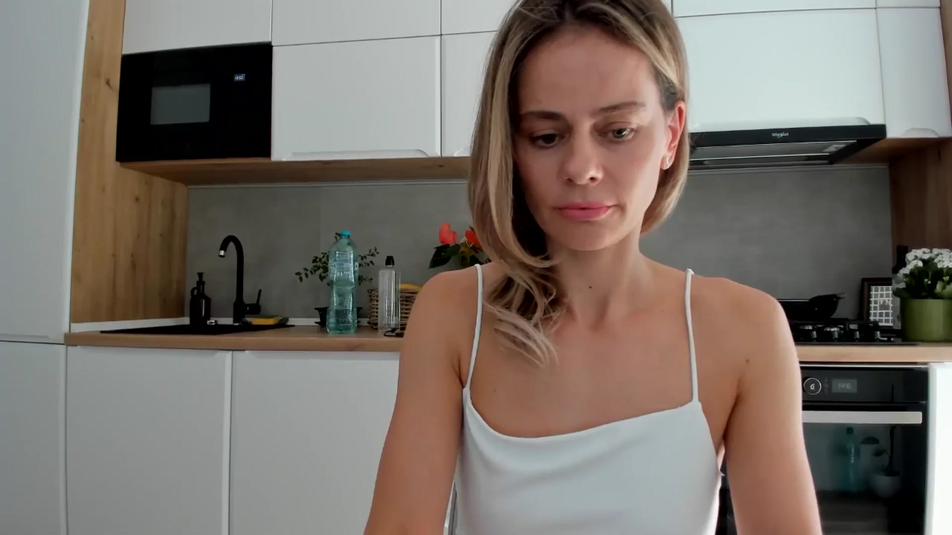 Gallery image thumbnail from DebbyPaige's myfreecams stream on, 09/02/2025, 12:46 image 5 of 20