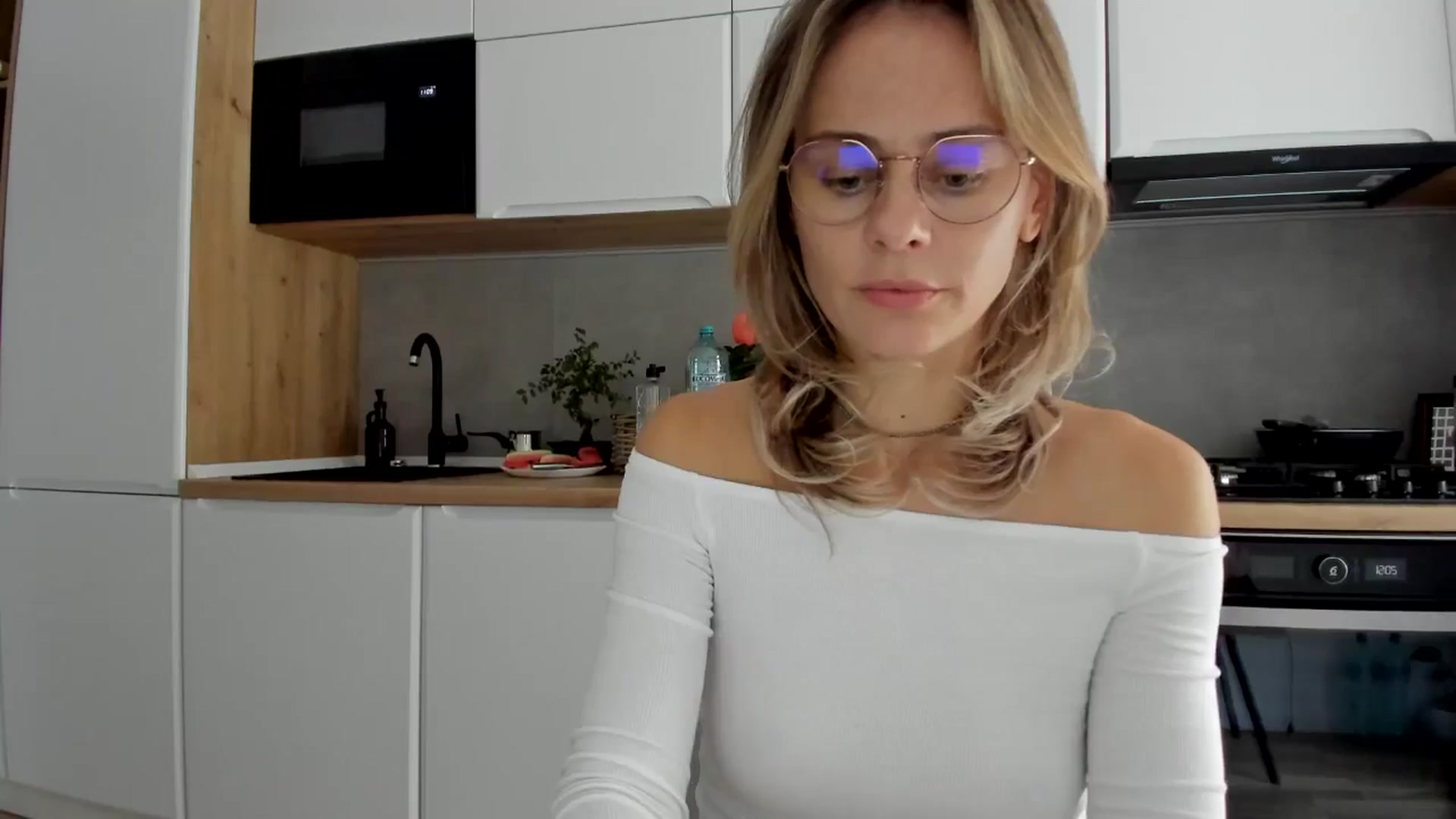 Gallery image thumbnail from DebbyPaige's myfreecams stream on, 09/03/2025, 10:01 image 9 of 20