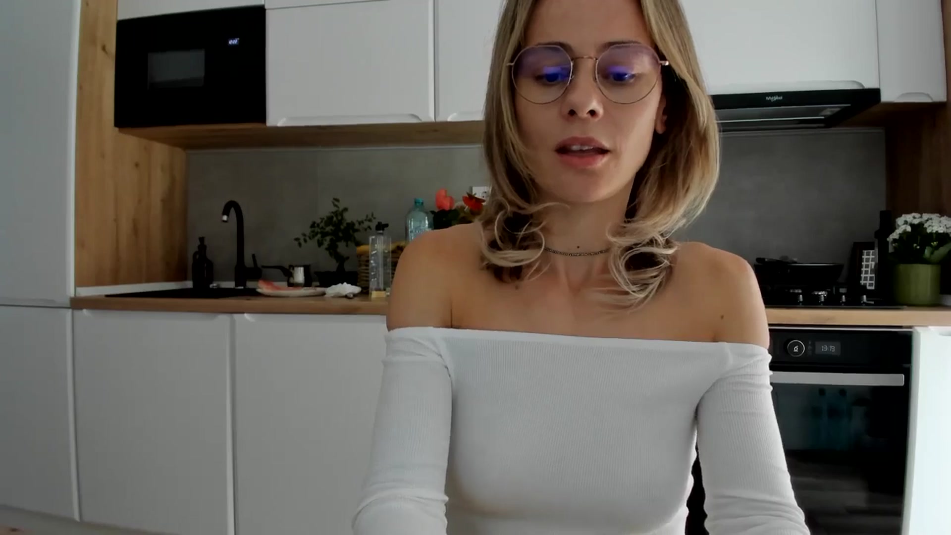 Gallery image thumbnail from DebbyPaige's myfreecams stream on, 09/03/2025, 10:37 image 11 of 20