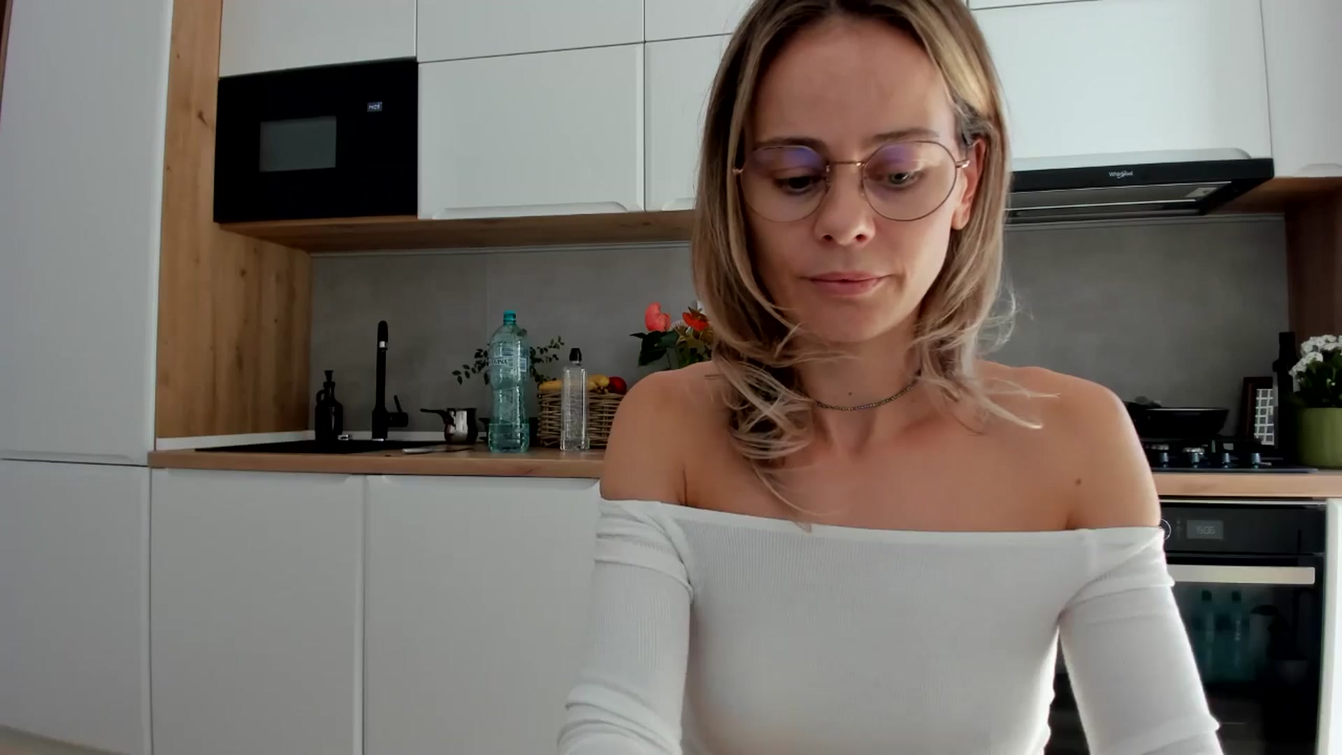 Gallery image thumbnail from DebbyPaige's myfreecams stream on, 09/03/2025, 13:09 image 11 of 20