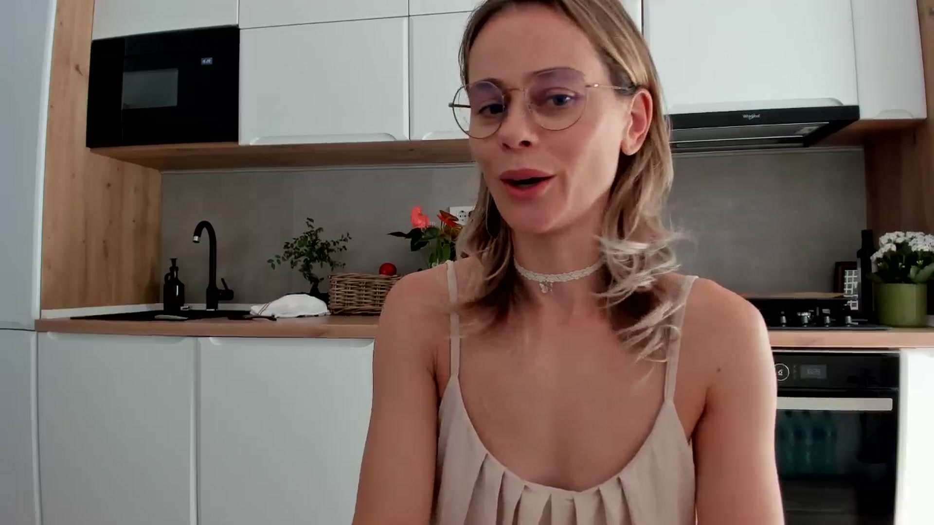 Gallery image thumbnail from DebbyPaige's myfreecams stream on, 09/04/2025, 13:30 image 20 of 20