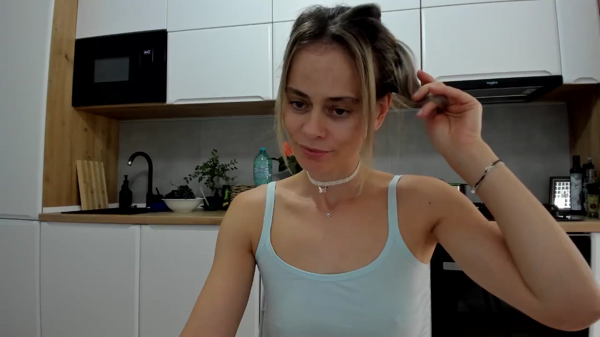 Gallery image thumbnail from DebbyPaige's myfreecams stream on, 09/10/2025, 13:04 image 2 of 20