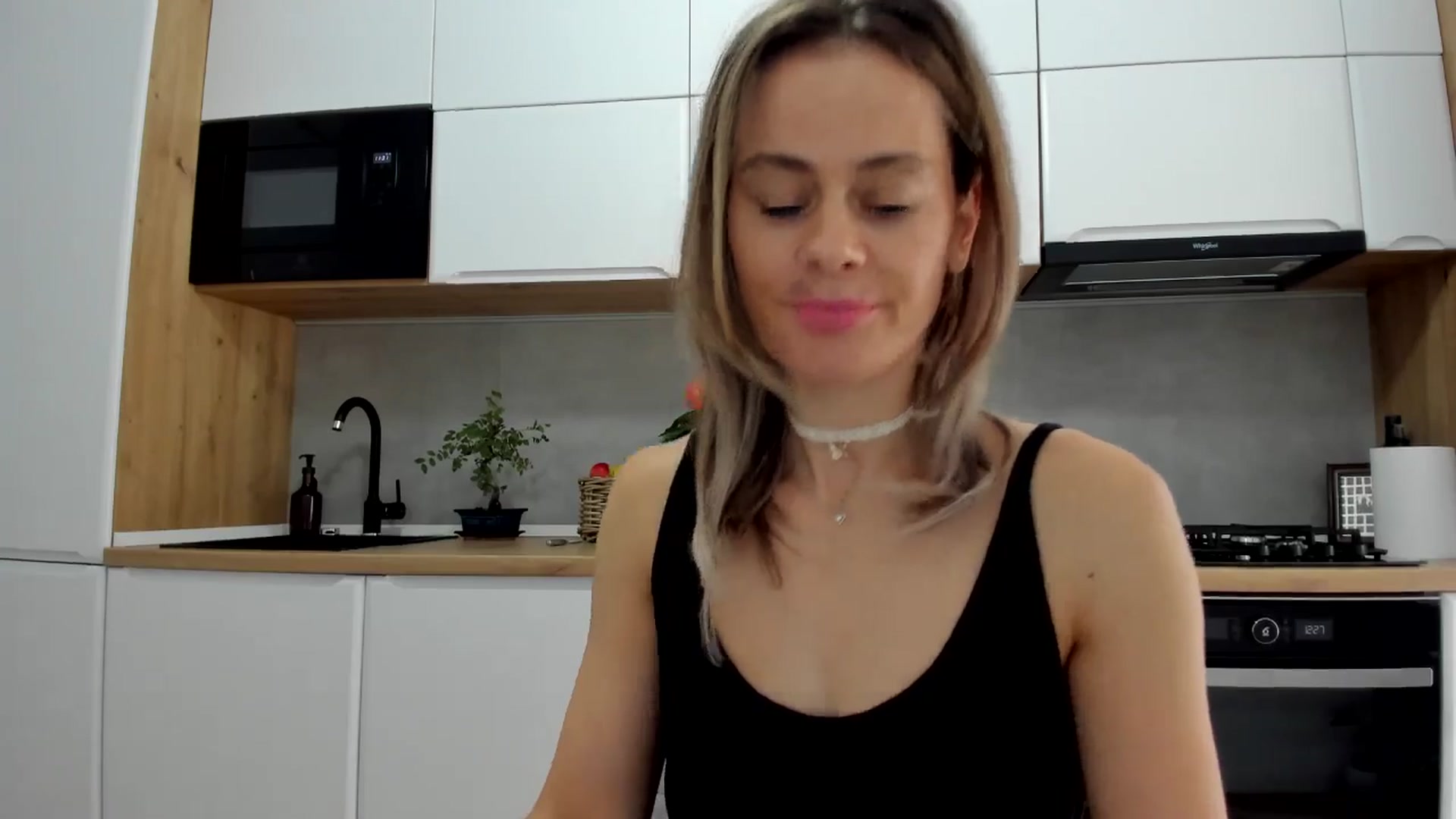 Gallery image thumbnail from DebbyPaige's myfreecams stream on, 09/15/2025, 12:04 image 3 of 20