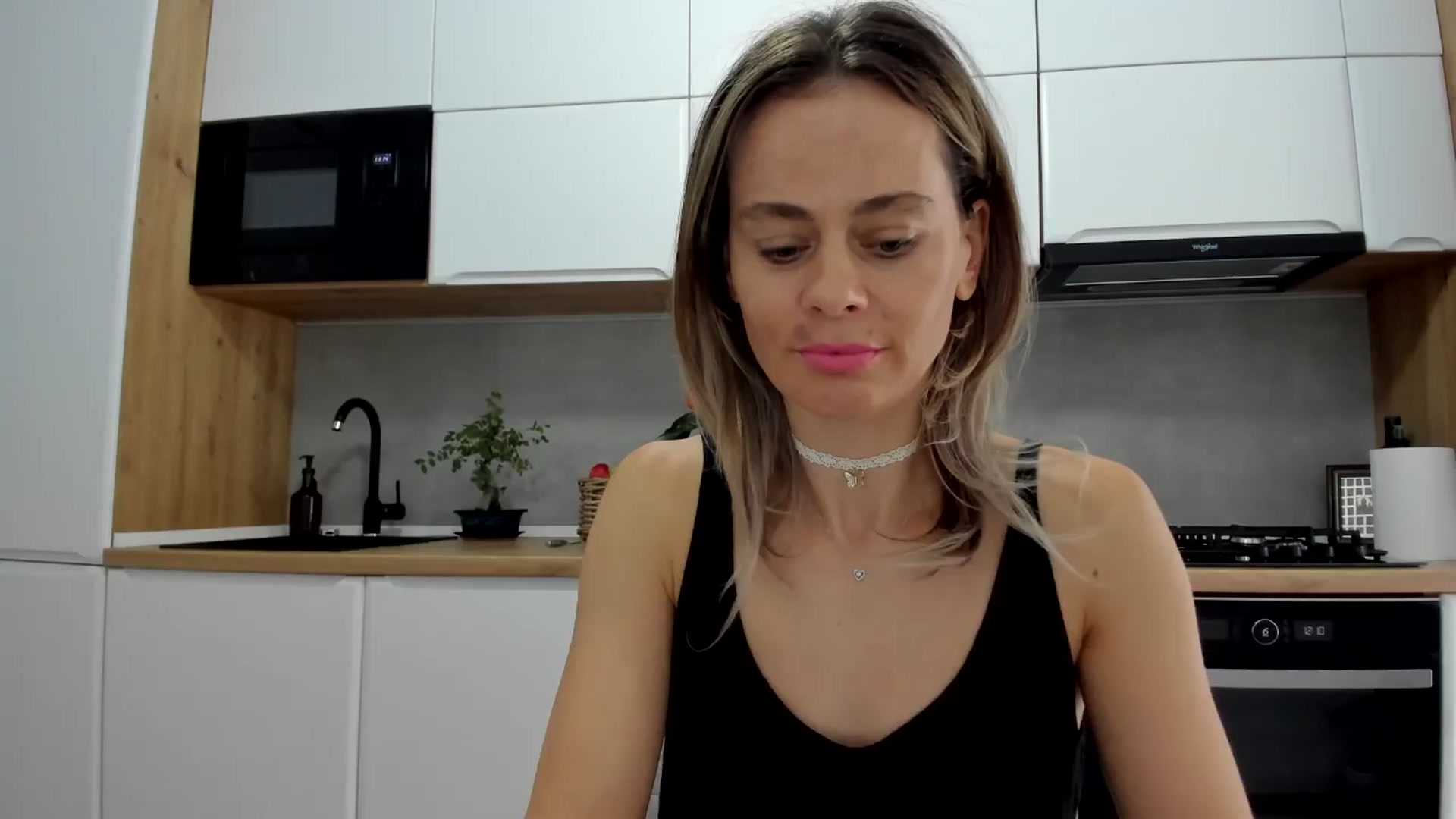 Gallery image thumbnail from DebbyPaige's myfreecams stream on, 09/15/2025, 12:04 image 1 of 20