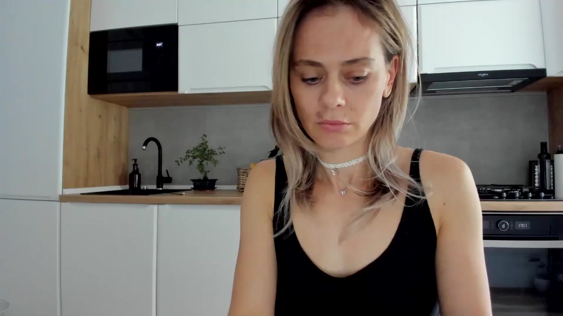 Gallery image thumbnail from DebbyPaige's myfreecams stream on, 09/15/2025, 14:22 image 18 of 20