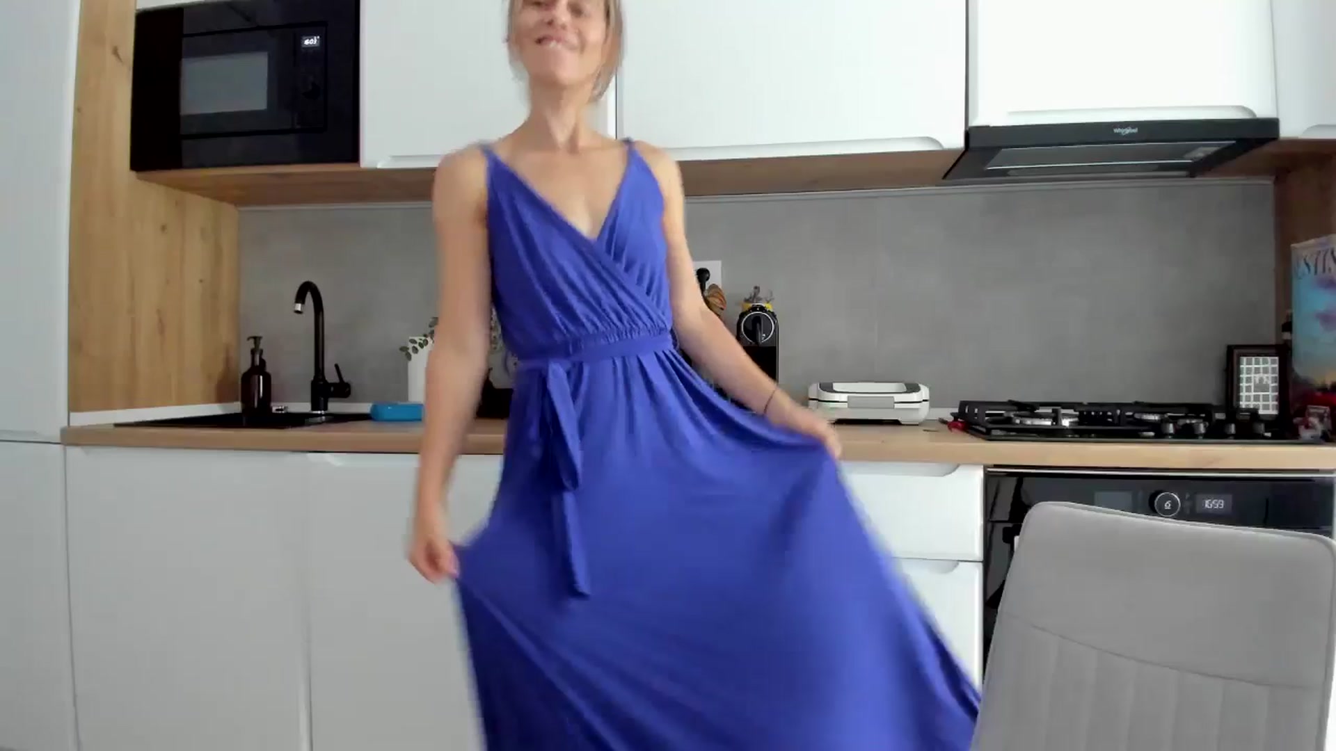 Gallery image thumbnail from DebbyPaige's myfreecams stream on, 09/16/2025, 14:13 image 14 of 20