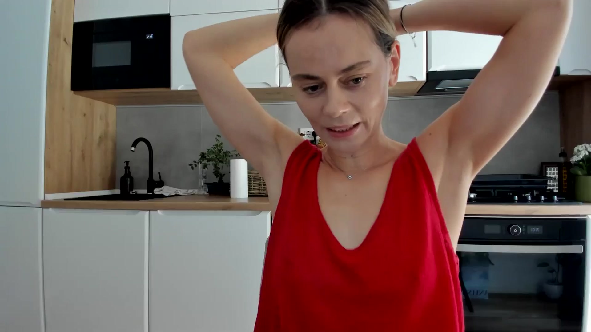 Gallery image thumbnail from DebbyPaige's myfreecams stream on, 09/19/2025, 11:36 image 9 of 20