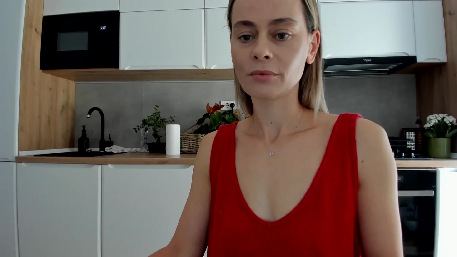 Gallery image thumbnail from DebbyPaige's myfreecams stream on, 09/19/2025, 11:36 image 7 of 20