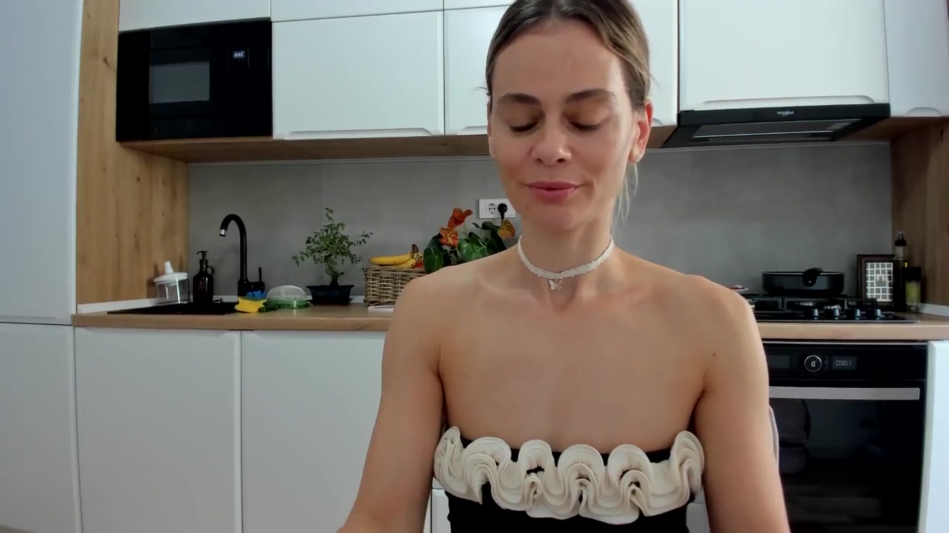 Gallery image thumbnail from DebbyPaige's myfreecams stream on, 09/24/2025, 14:20 image 17 of 20