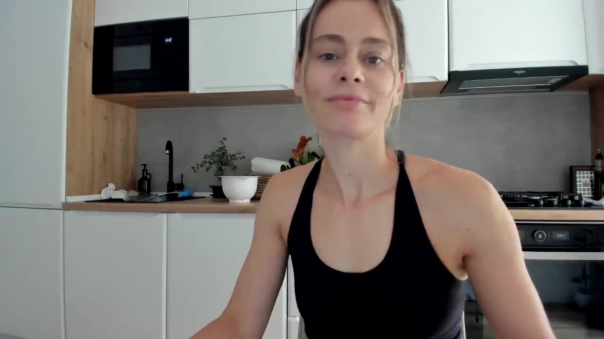 Gallery image thumbnail from DebbyPaige's myfreecams stream on, 09/25/2025, 13:36 image 10 of 20