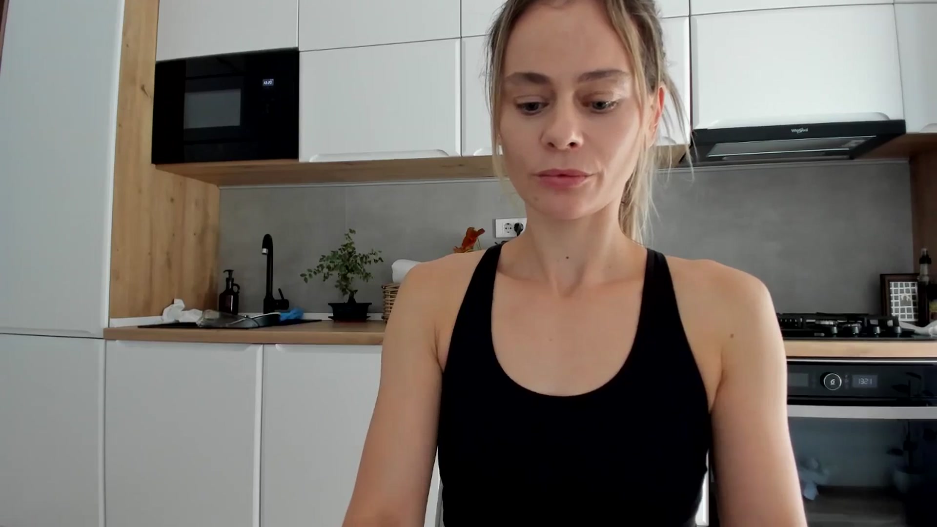 Gallery image thumbnail from DebbyPaige's myfreecams stream on, 09/25/2025, 13:36 image 2 of 20