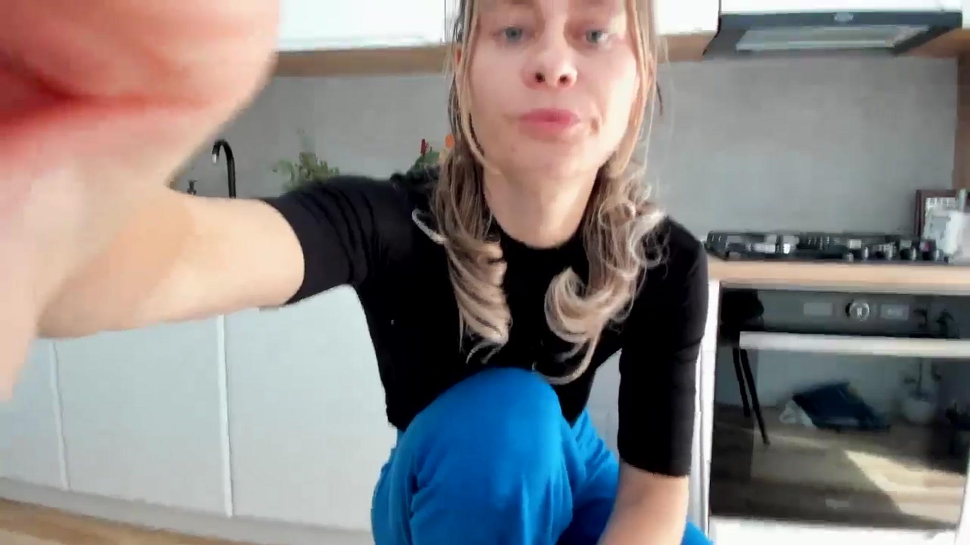 Gallery image thumbnail from DebbyPaige's myfreecams stream on, 09/30/2025, 12:38 image 13 of 20