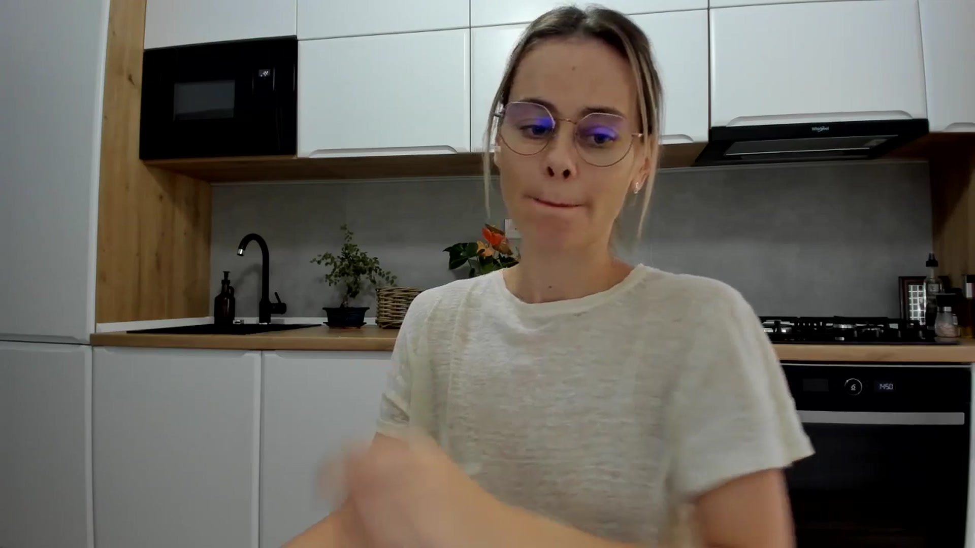 Gallery image thumbnail from DebbyPaige's myfreecams stream on, 10/02/2025, 13:41 image 2 of 20