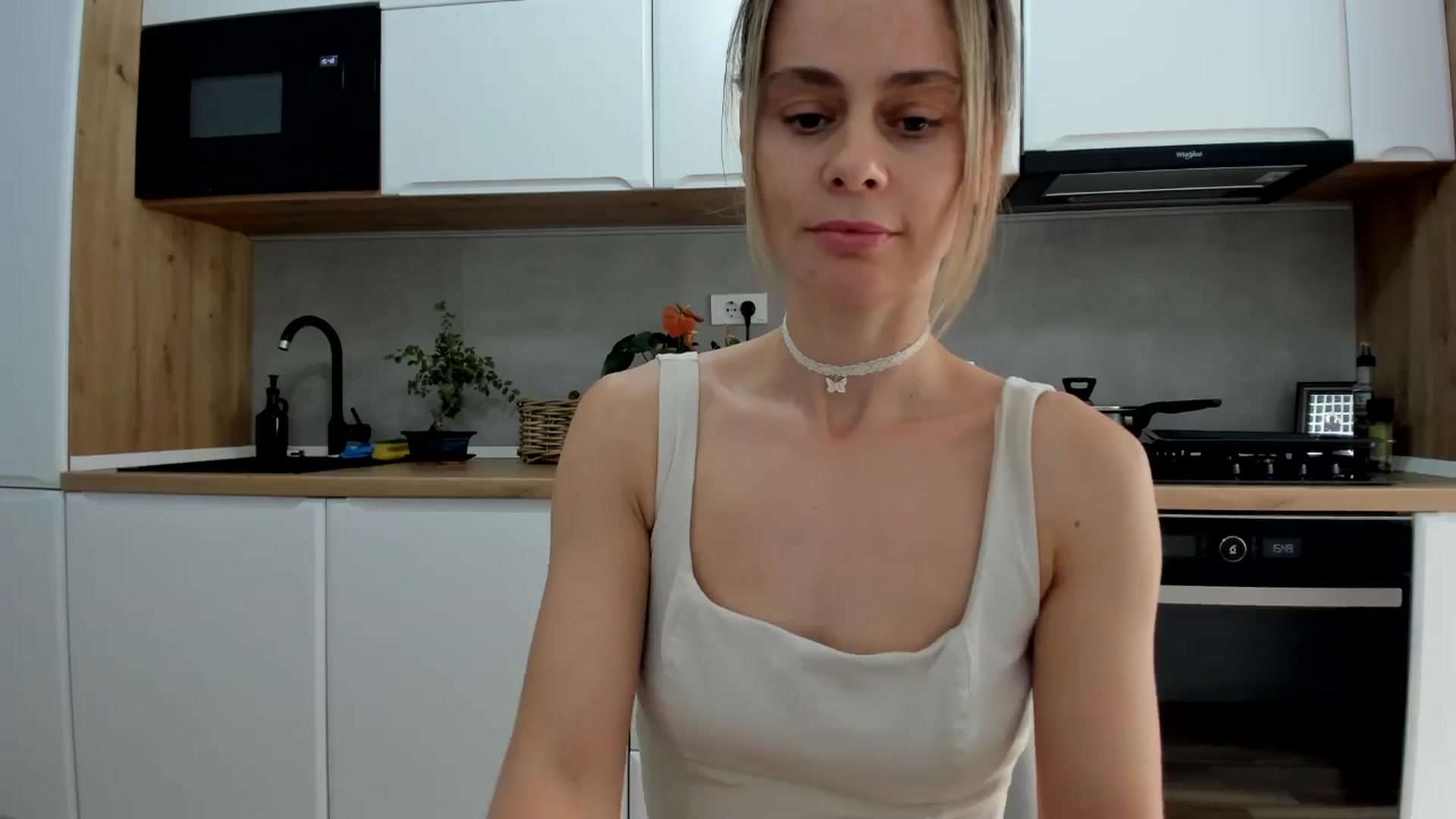 Gallery image thumbnail from DebbyPaige's myfreecams stream on, 10/09/2025, 14:01 image 16 of 20