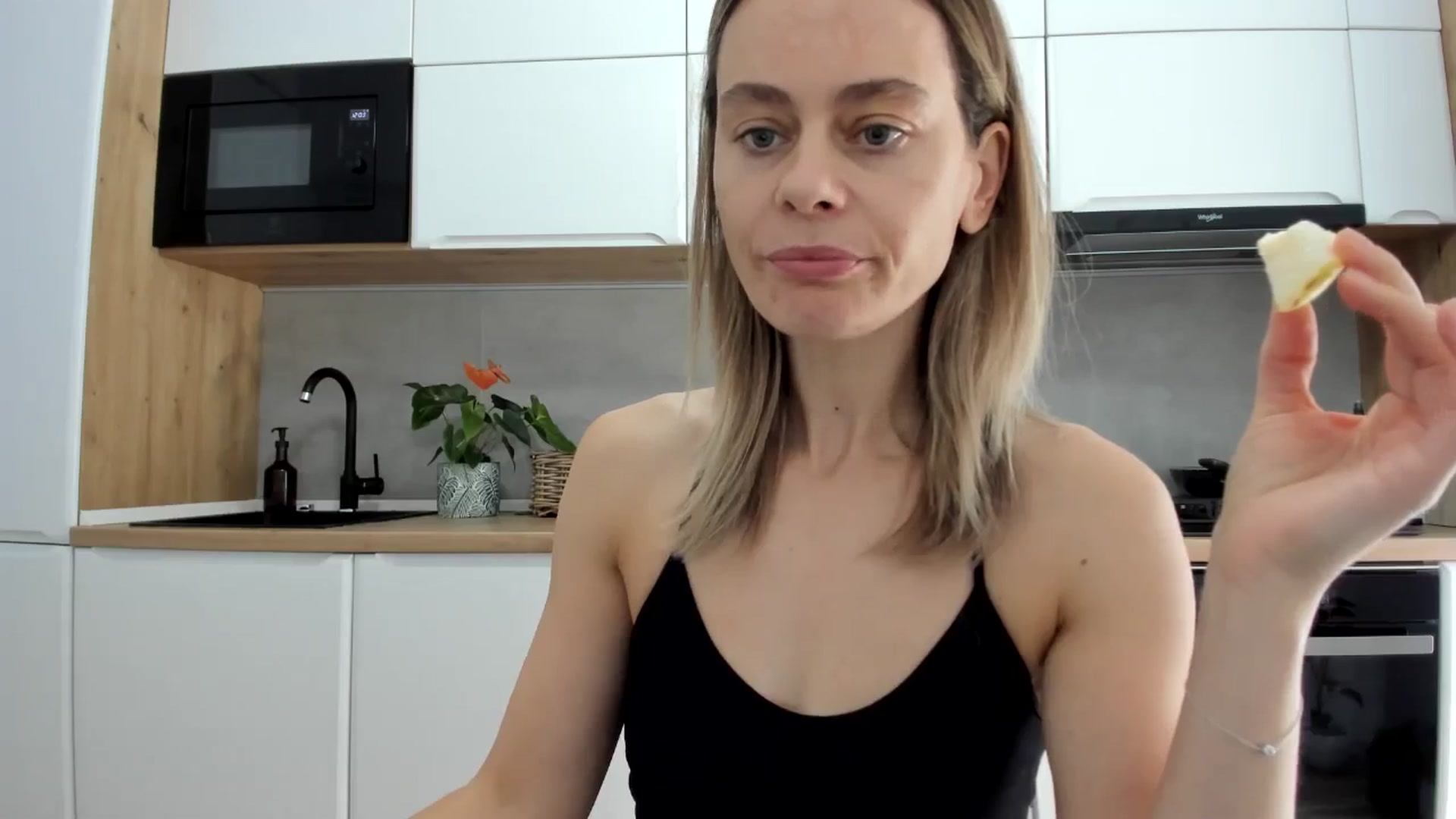 Gallery image thumbnail from DebbyPaige's myfreecams stream on, 10/17/2025, 09:39 image 3 of 20