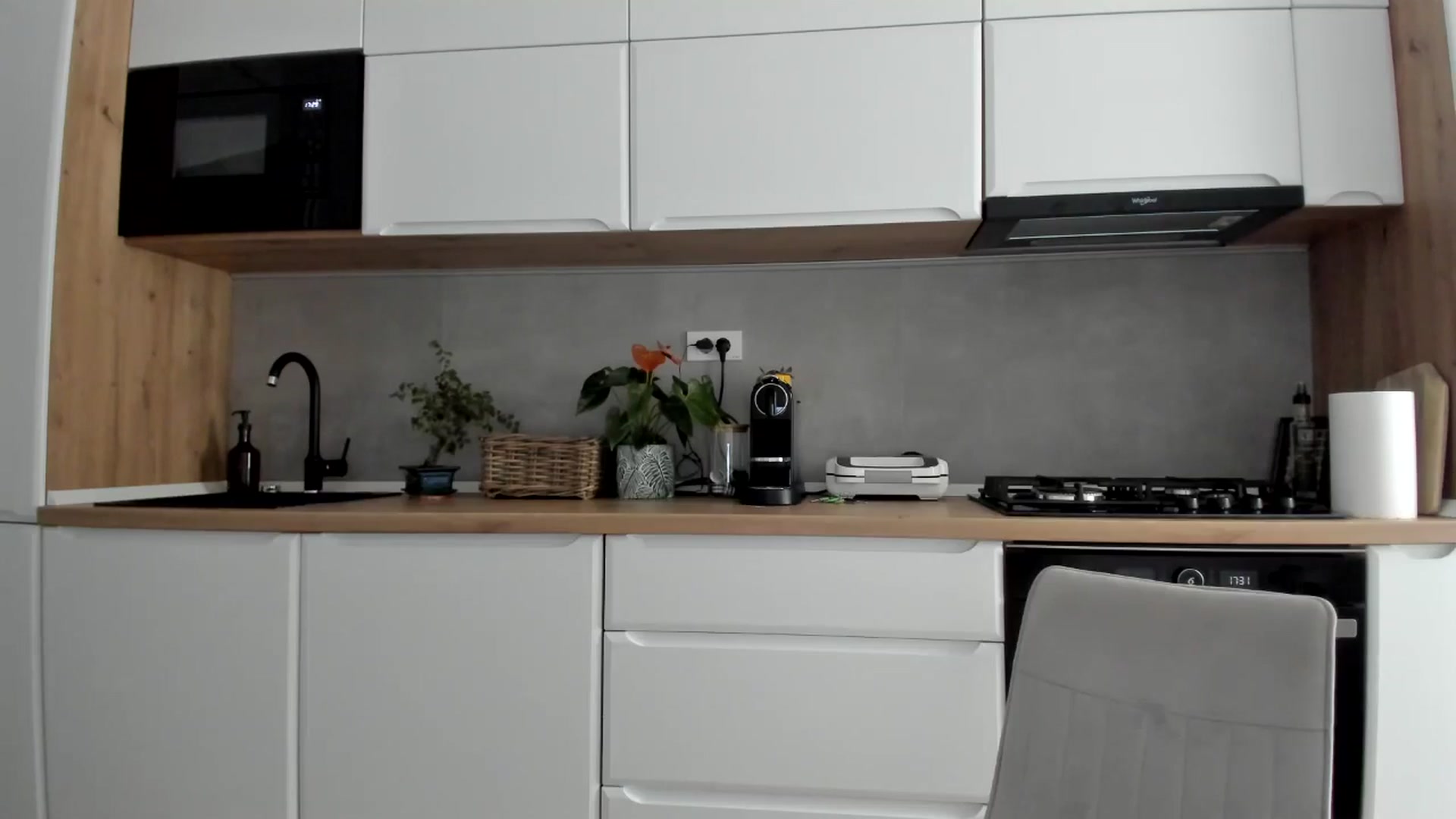 Gallery image thumbnail from DebbyPaige's myfreecams stream on, 10/19/2025, 15:57 image 15 of 20