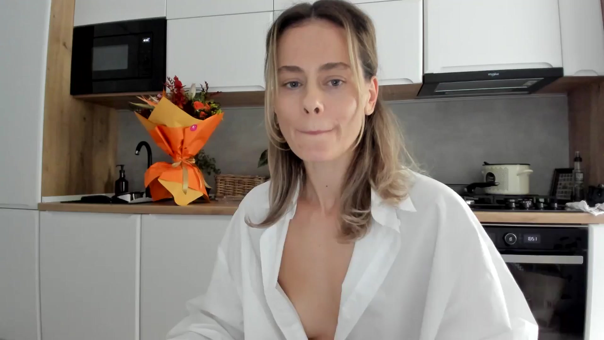 Gallery image thumbnail from DebbyPaige's myfreecams stream on, 10/23/2025, 13:54 image 20 of 20