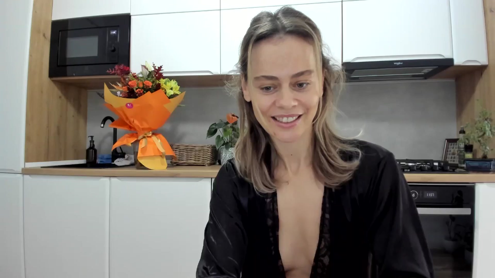 Gallery image thumbnail from DebbyPaige's myfreecams stream on, 10/24/2025, 10:33 image 1 of 20