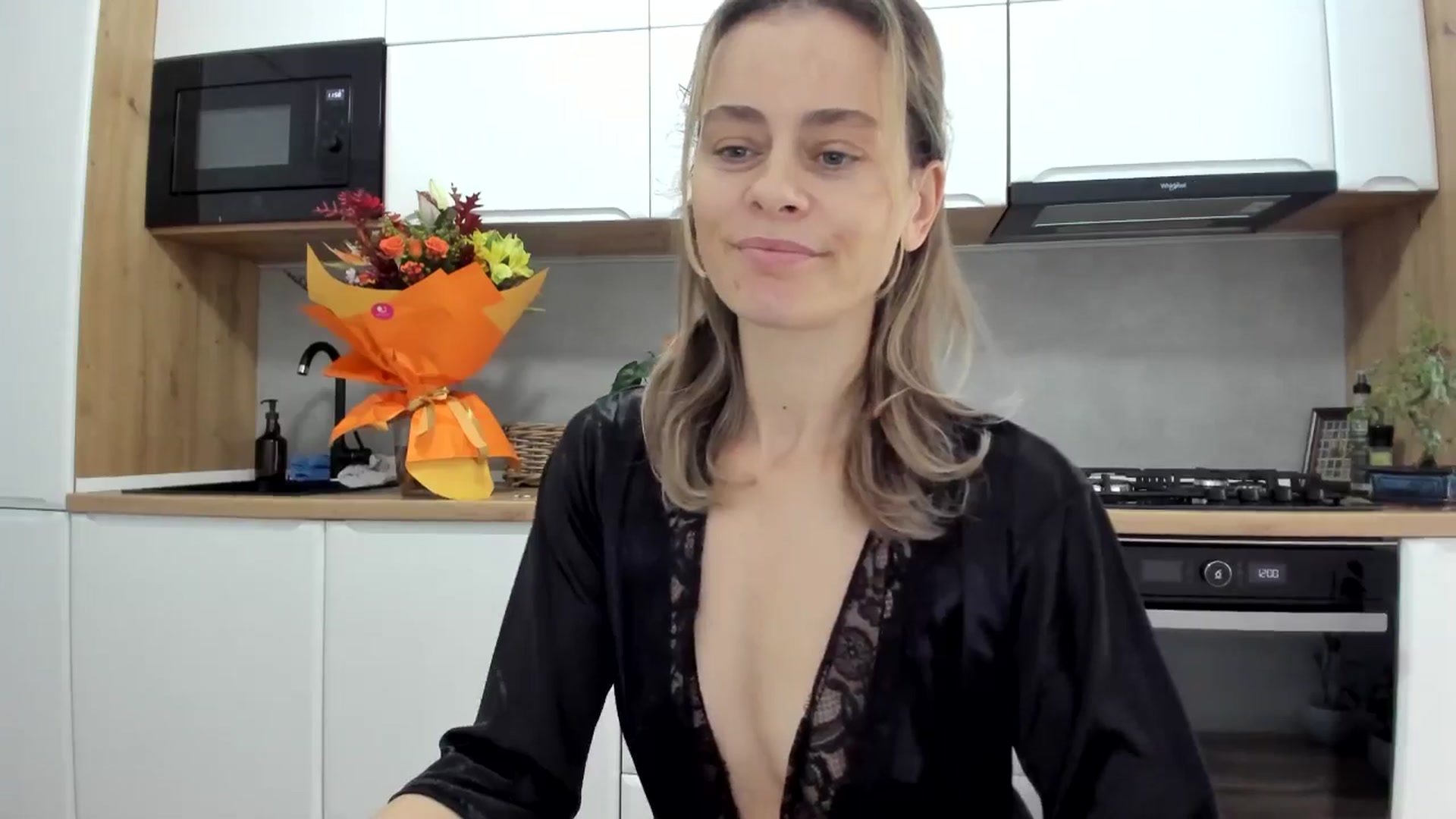 Gallery image thumbnail from DebbyPaige's myfreecams stream on, 10/24/2025, 10:33 image 5 of 20