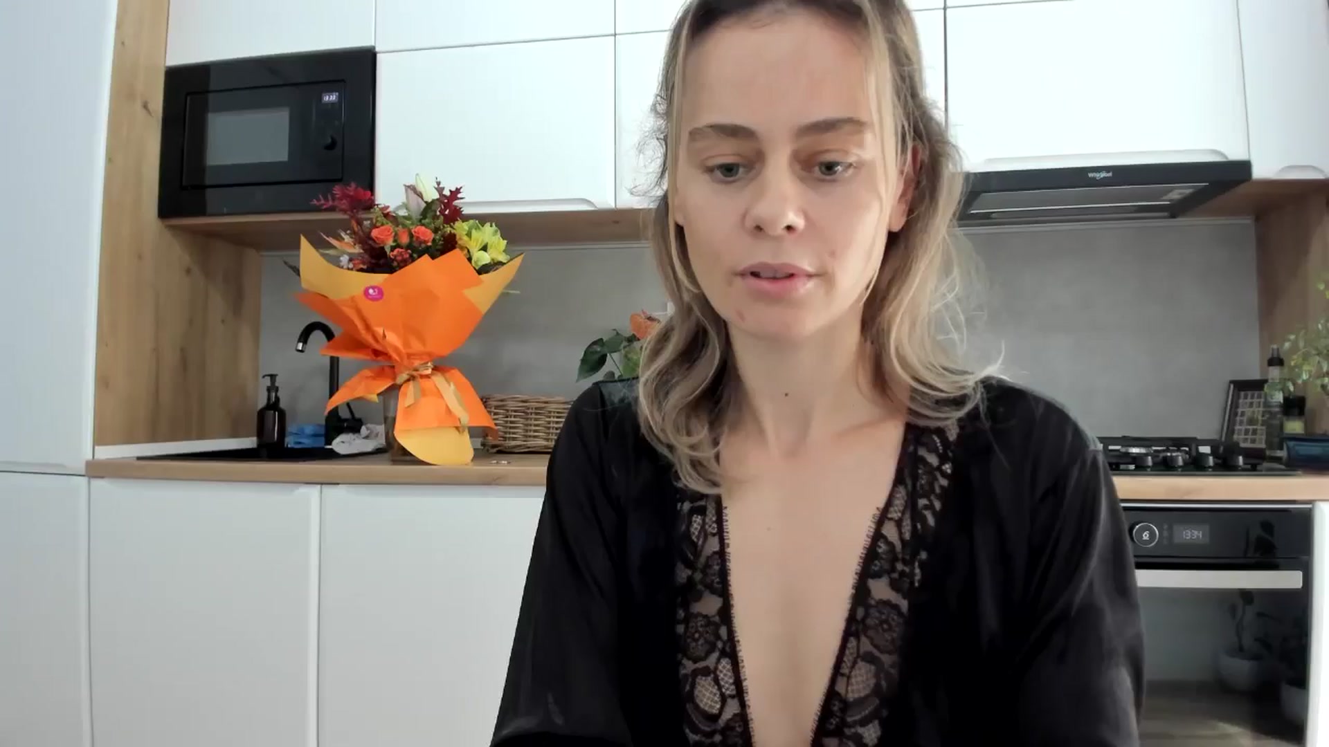 Gallery image thumbnail from DebbyPaige's myfreecams stream on, 10/24/2025, 11:54 image 1 of 20