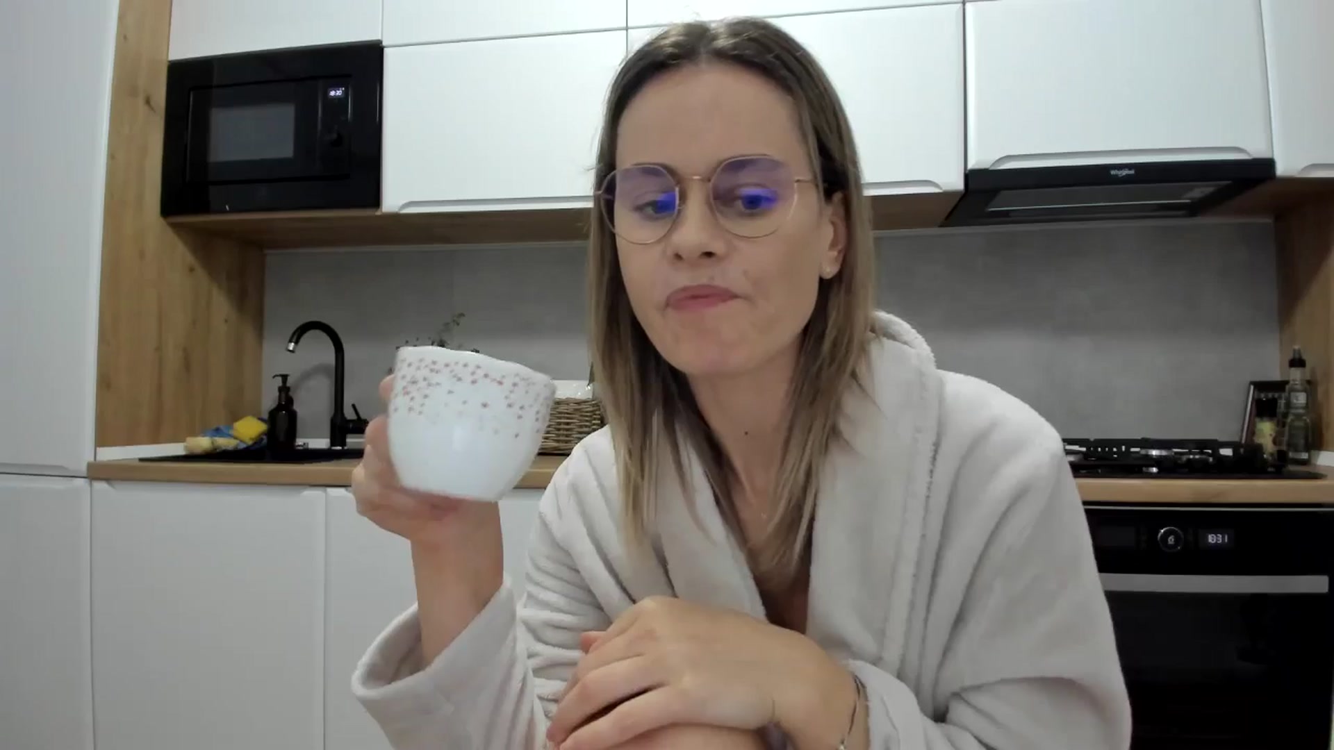 Gallery image thumbnail from DebbyPaige's myfreecams stream on, 10/27/2025, 16:38 image 2 of 20