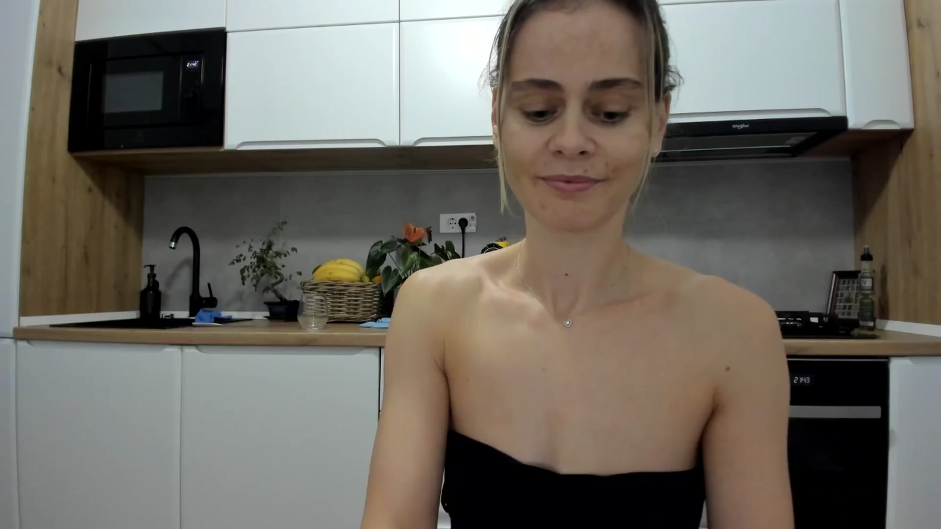 Gallery image thumbnail from DebbyPaige's myfreecams stream on, 10/29/2025, 19:43 image 4 of 20