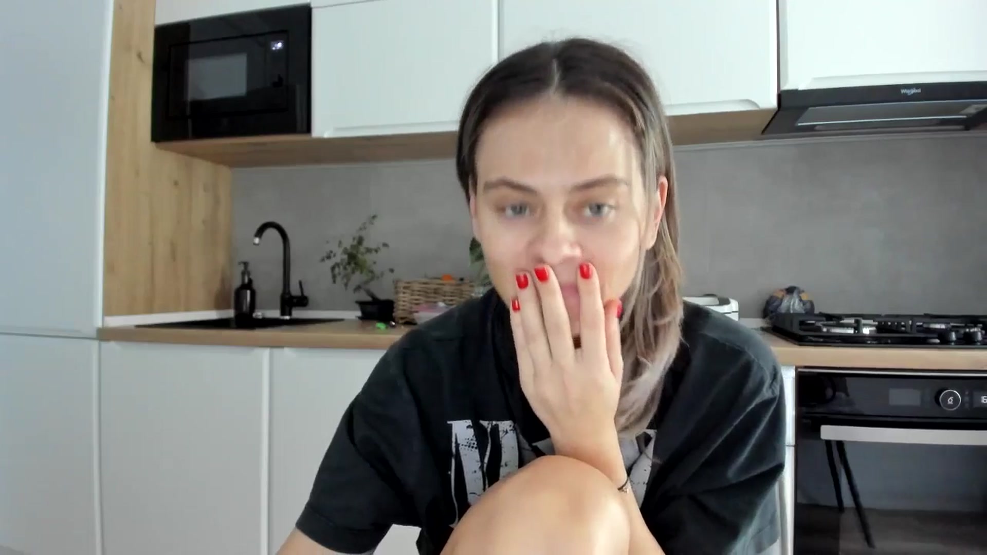 Gallery image thumbnail from DebbyPaige's myfreecams stream on, 11/01/2025, 13:19 image 7 of 20