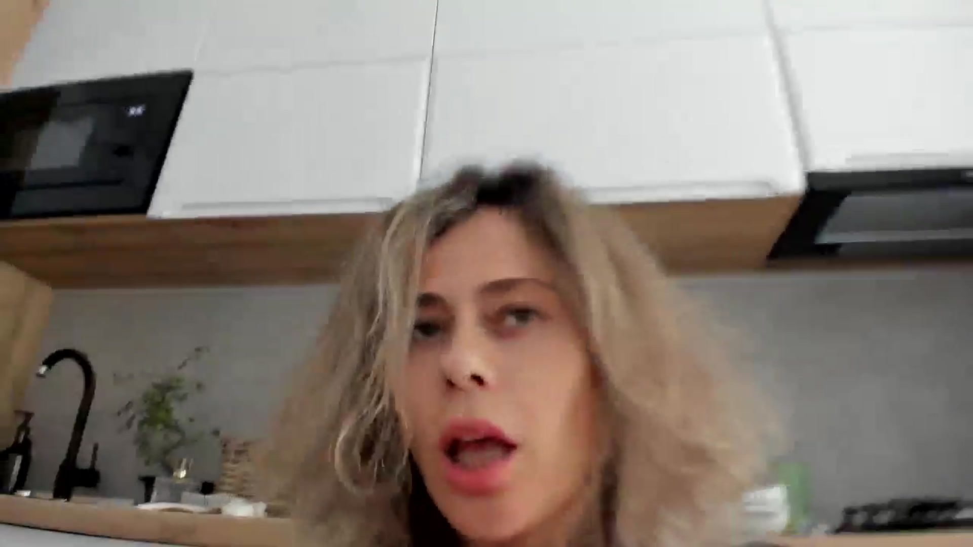 Gallery image thumbnail from DebbyPaige's myfreecams stream on, 11/03/2025, 12:28 image 7 of 20