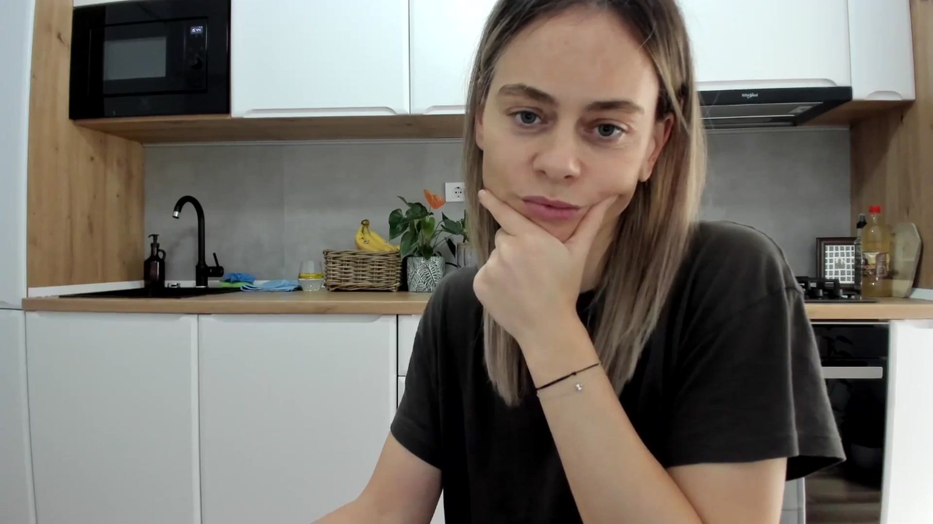 Gallery image thumbnail from DebbyPaige's myfreecams stream on, 11/10/2025, 13:53 image 3 of 20