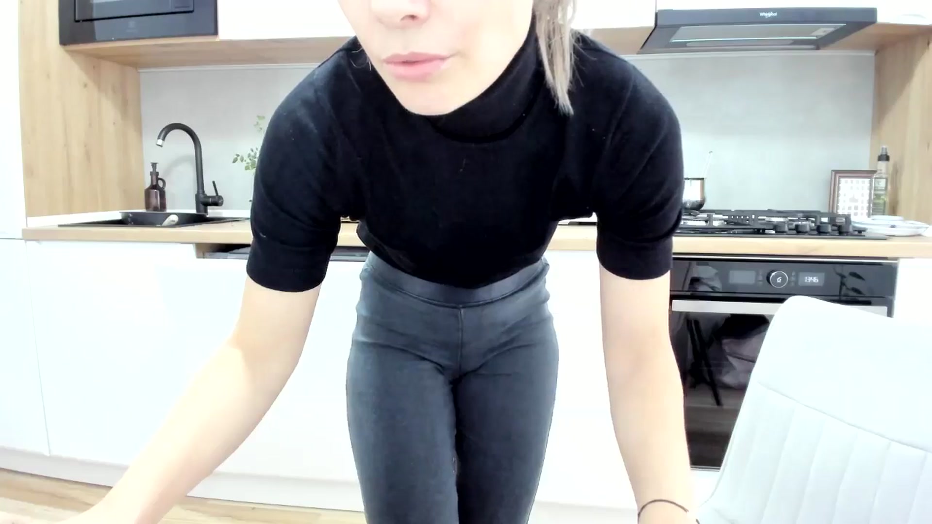 Gallery image thumbnail from DebbyPaige's myfreecams stream on, 11/11/2025, 12:43 image 6 of 20