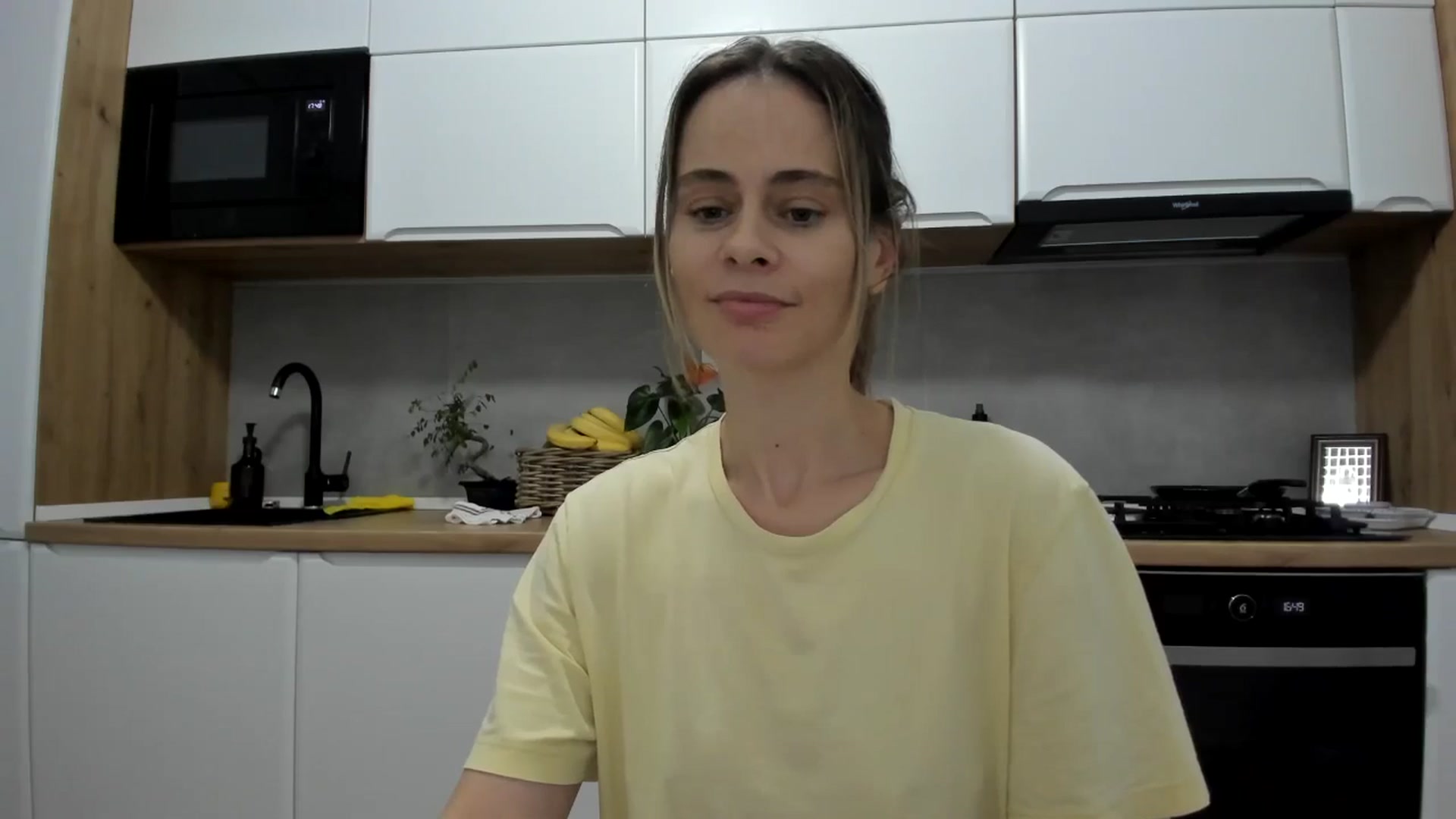 Gallery image thumbnail from DebbyPaige's myfreecams stream on, 11/14/2025, 16:02 image 12 of 20