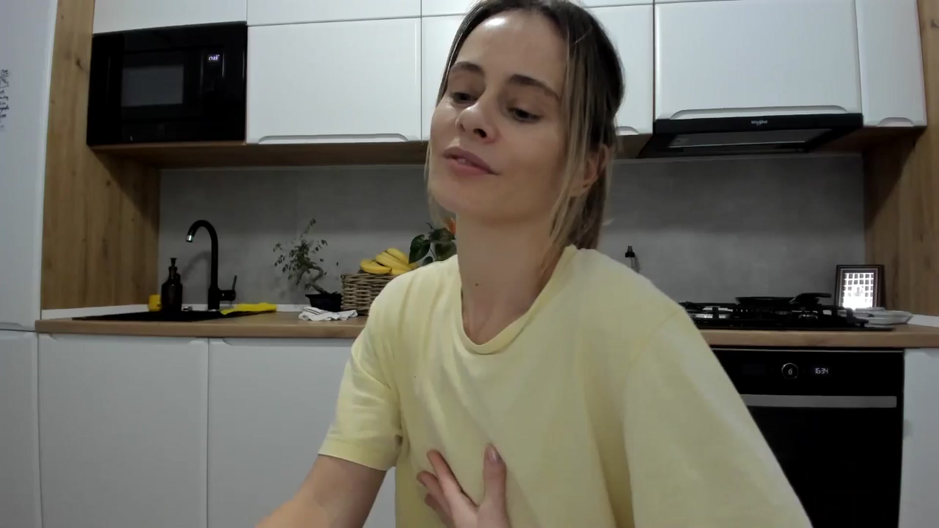 Gallery image thumbnail from DebbyPaige's myfreecams stream on, 11/14/2025, 16:02 image 10 of 20