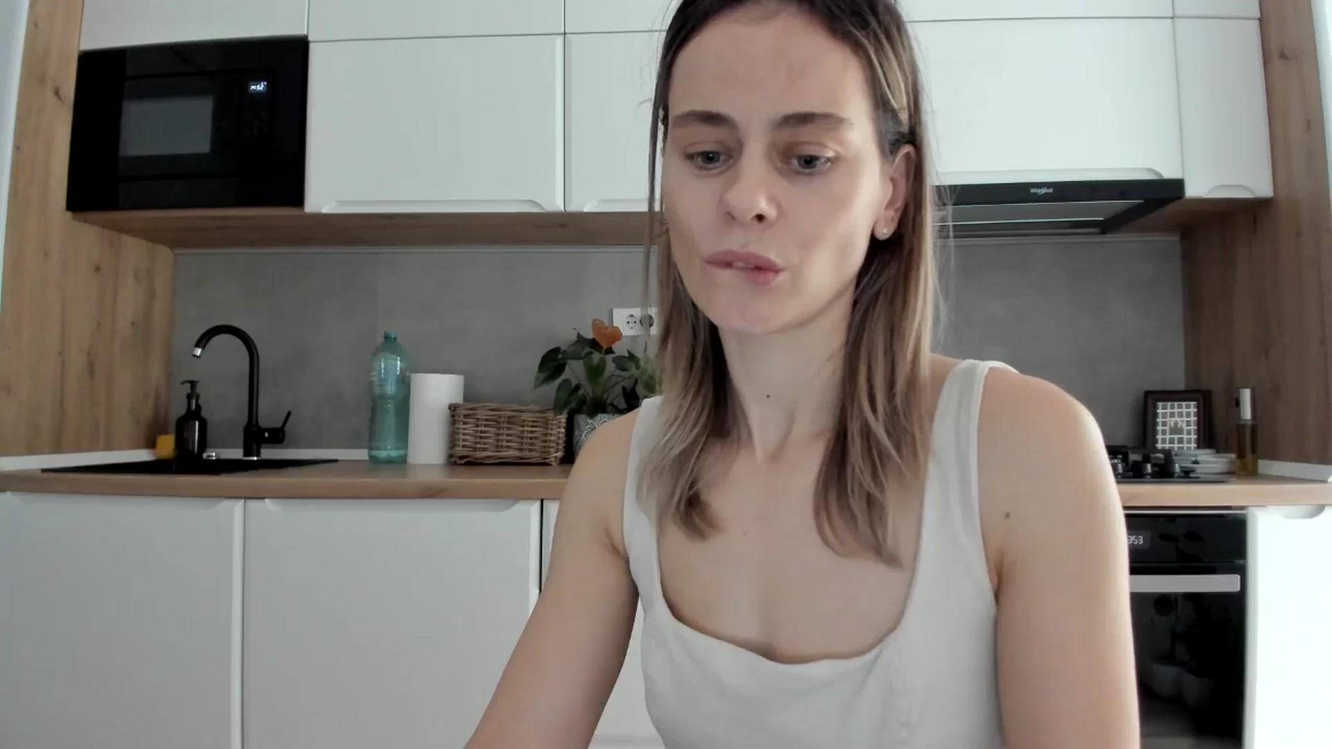 Gallery image thumbnail from DebbyPaige's myfreecams stream on, 11/21/2025, 12:47 image 14 of 20