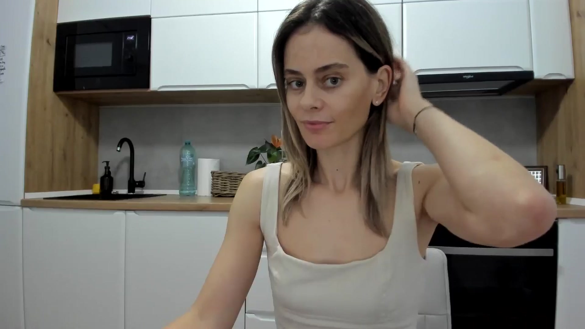 Gallery image thumbnail from DebbyPaige's myfreecams stream on, 11/21/2025, 14:43 image 14 of 20