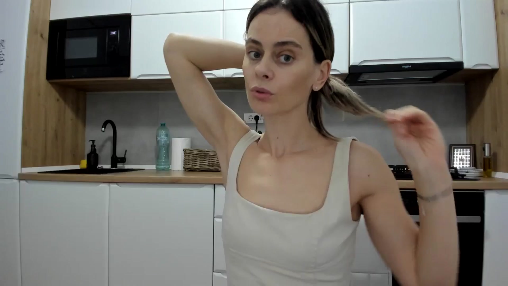 Gallery image thumbnail from DebbyPaige's myfreecams stream on, 11/21/2025, 14:43 image 17 of 20