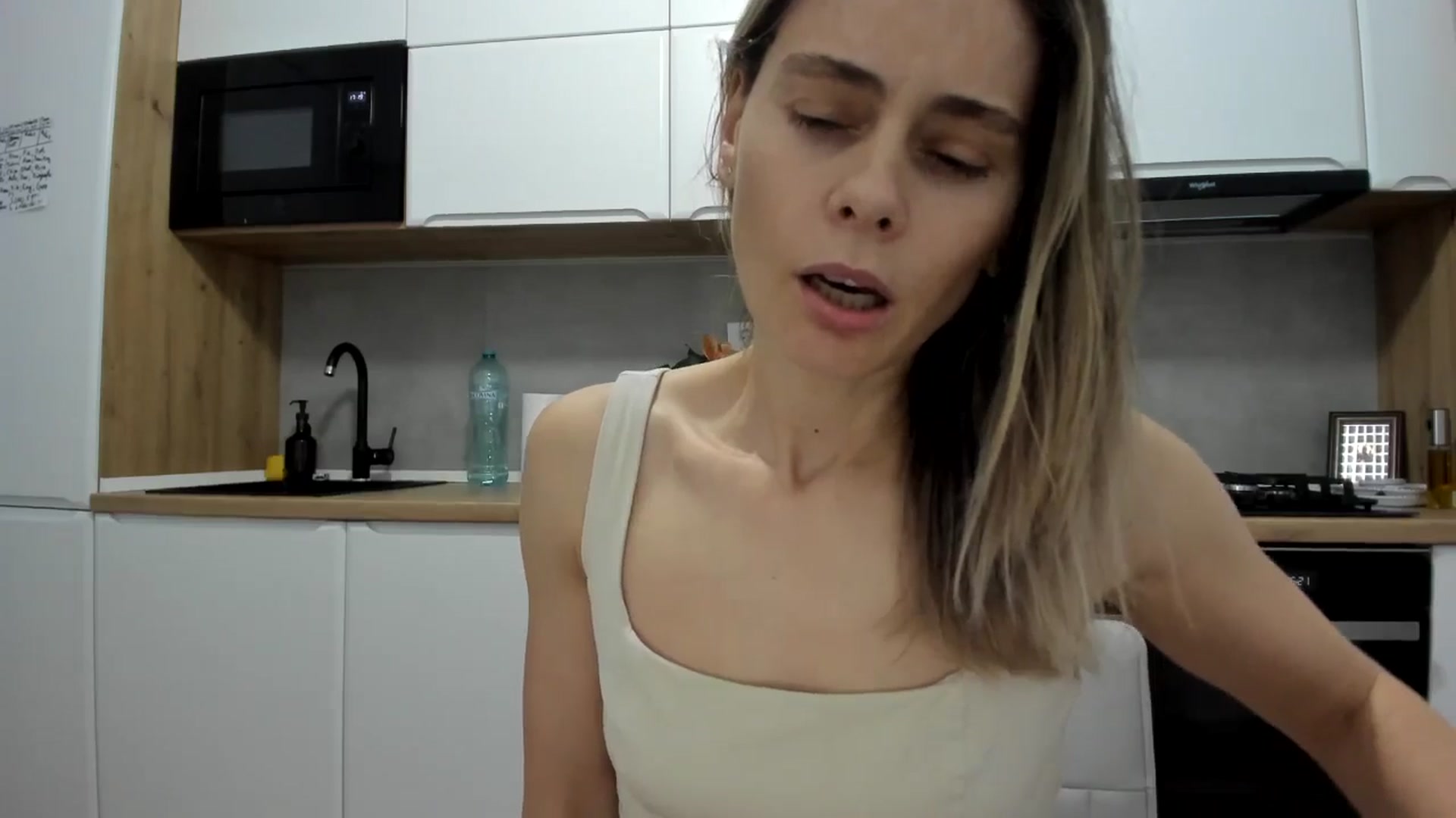 Gallery image thumbnail from DebbyPaige's myfreecams stream on, 11/21/2025, 14:43 image 2 of 20