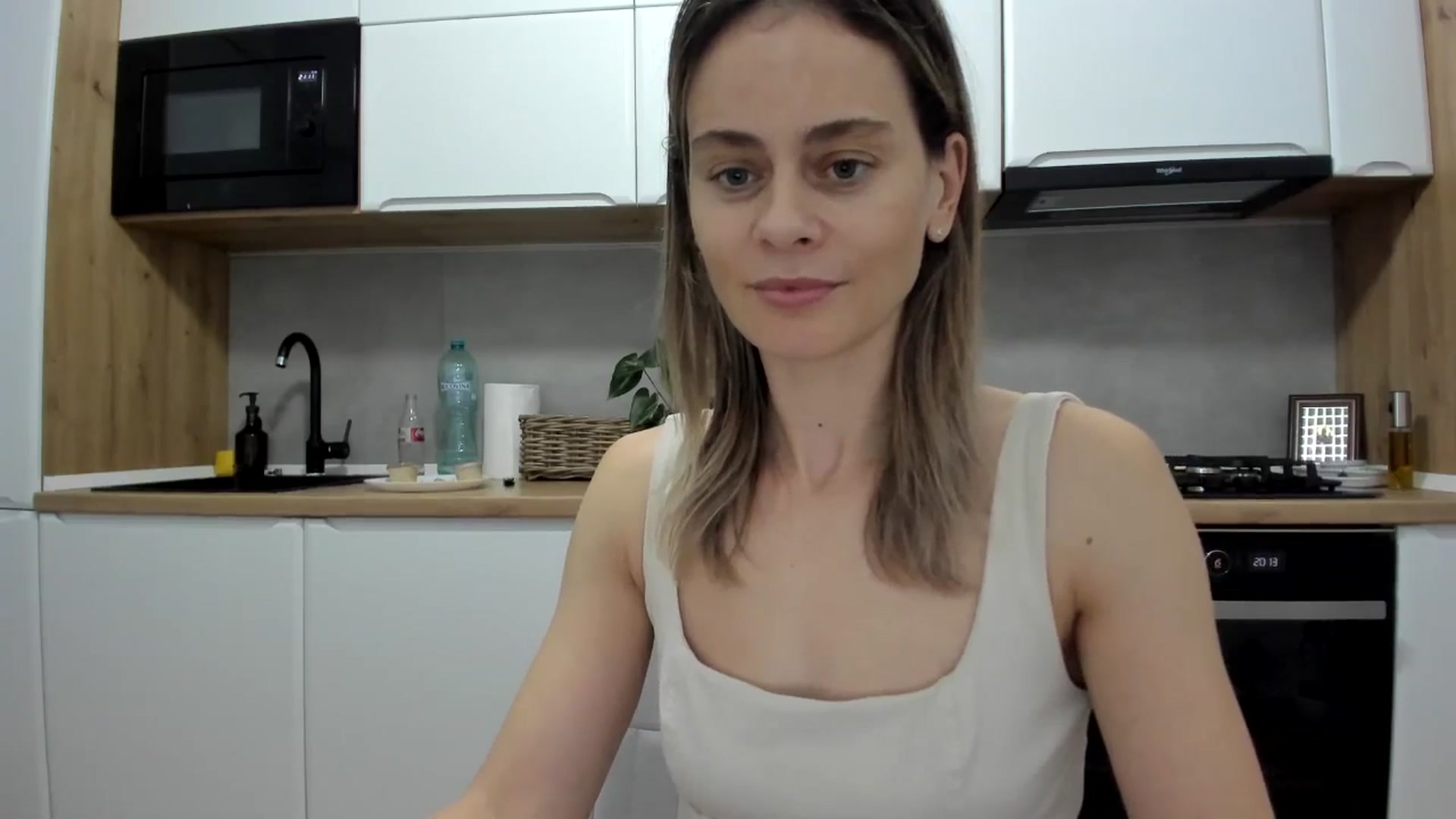 Gallery image thumbnail from DebbyPaige's myfreecams stream on, 11/21/2025, 18:45 image 11 of 20
