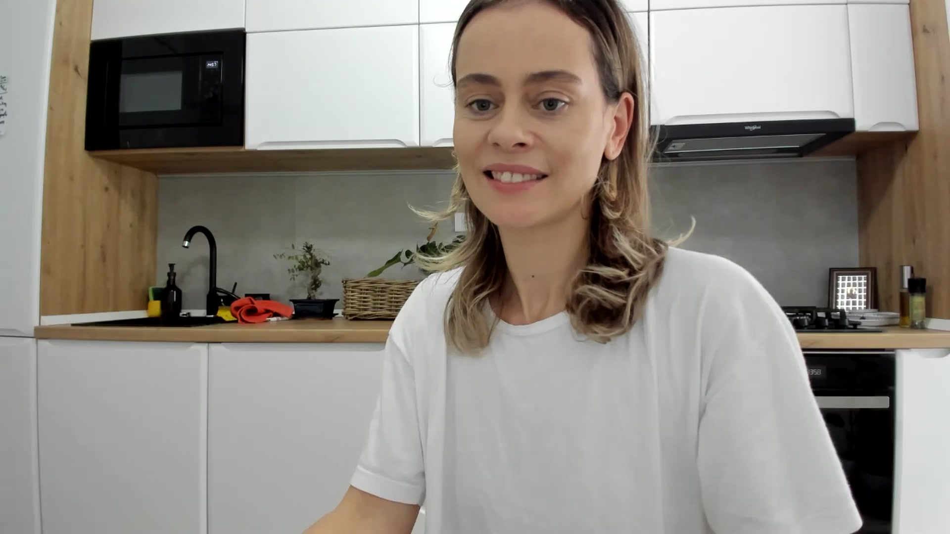 Gallery image thumbnail from DebbyPaige's myfreecams stream on, 11/25/2025, 13:27 image 13 of 20