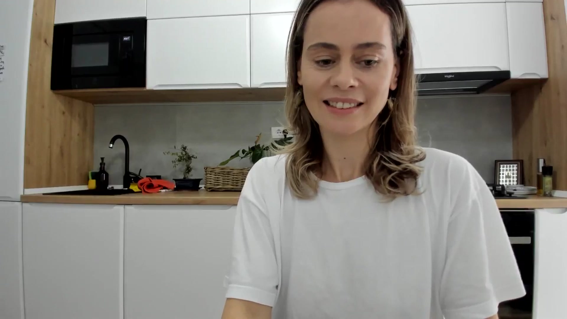 Gallery image thumbnail from DebbyPaige's myfreecams stream on, 11/25/2025, 13:27 image 14 of 20