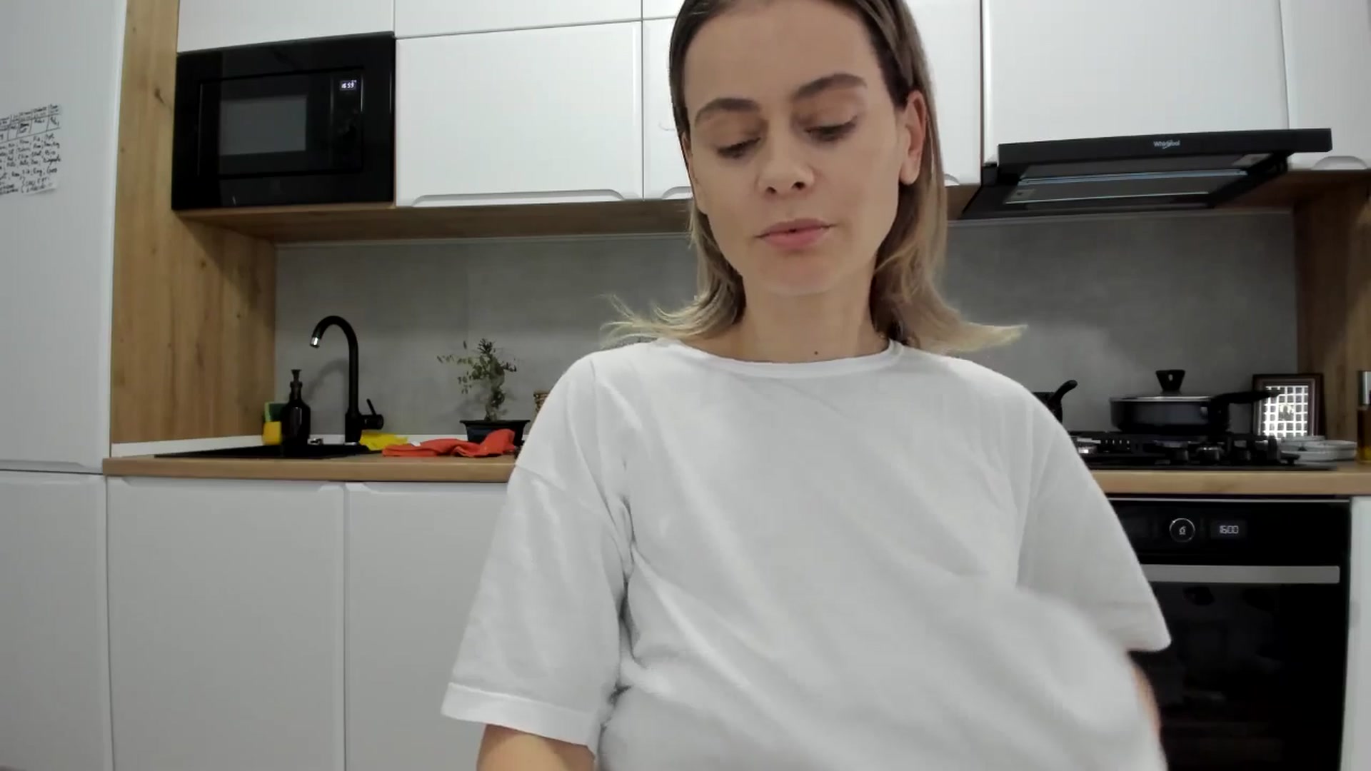 Gallery image thumbnail from DebbyPaige's myfreecams stream on, 11/25/2025, 14:17 image 2 of 20