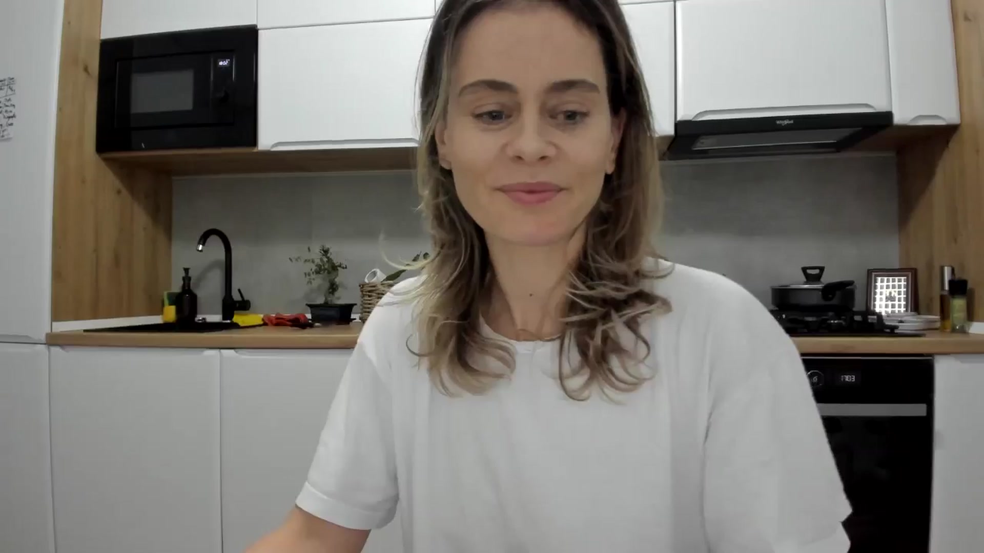 Gallery image thumbnail from DebbyPaige's myfreecams stream on, 11/25/2025, 15:06 image 20 of 20