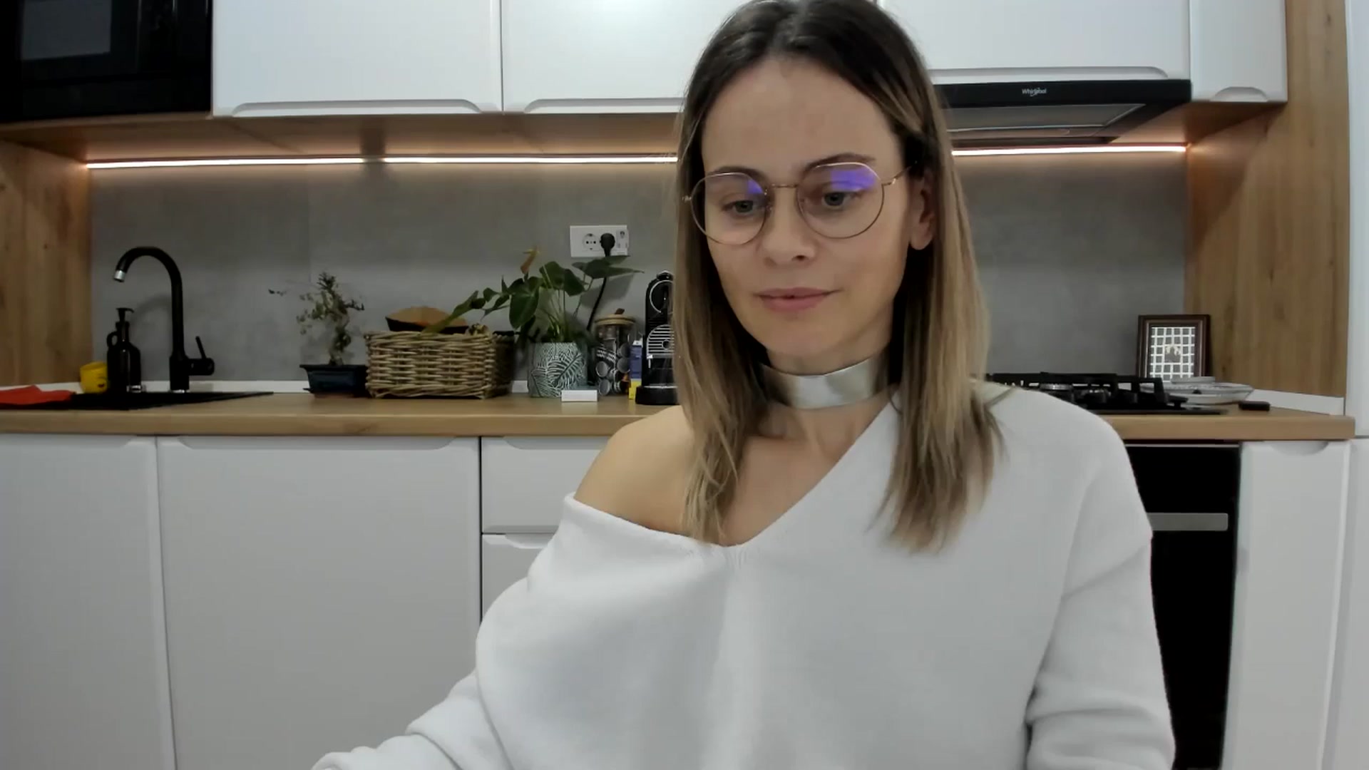 Gallery image thumbnail from DebbyPaige's myfreecams stream on, 11/27/2025, 11:44 image 14 of 20