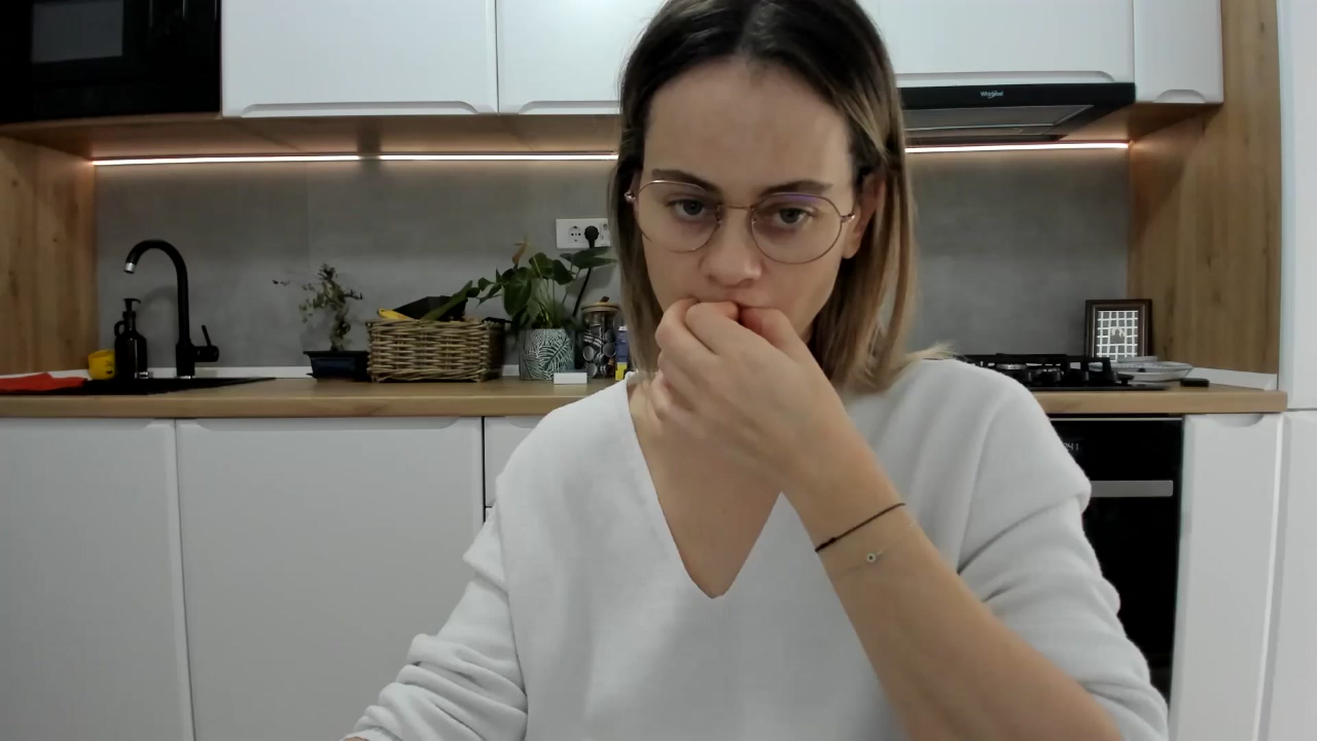 Gallery image thumbnail from DebbyPaige's myfreecams stream on, 11/27/2025, 11:44 image 3 of 20
