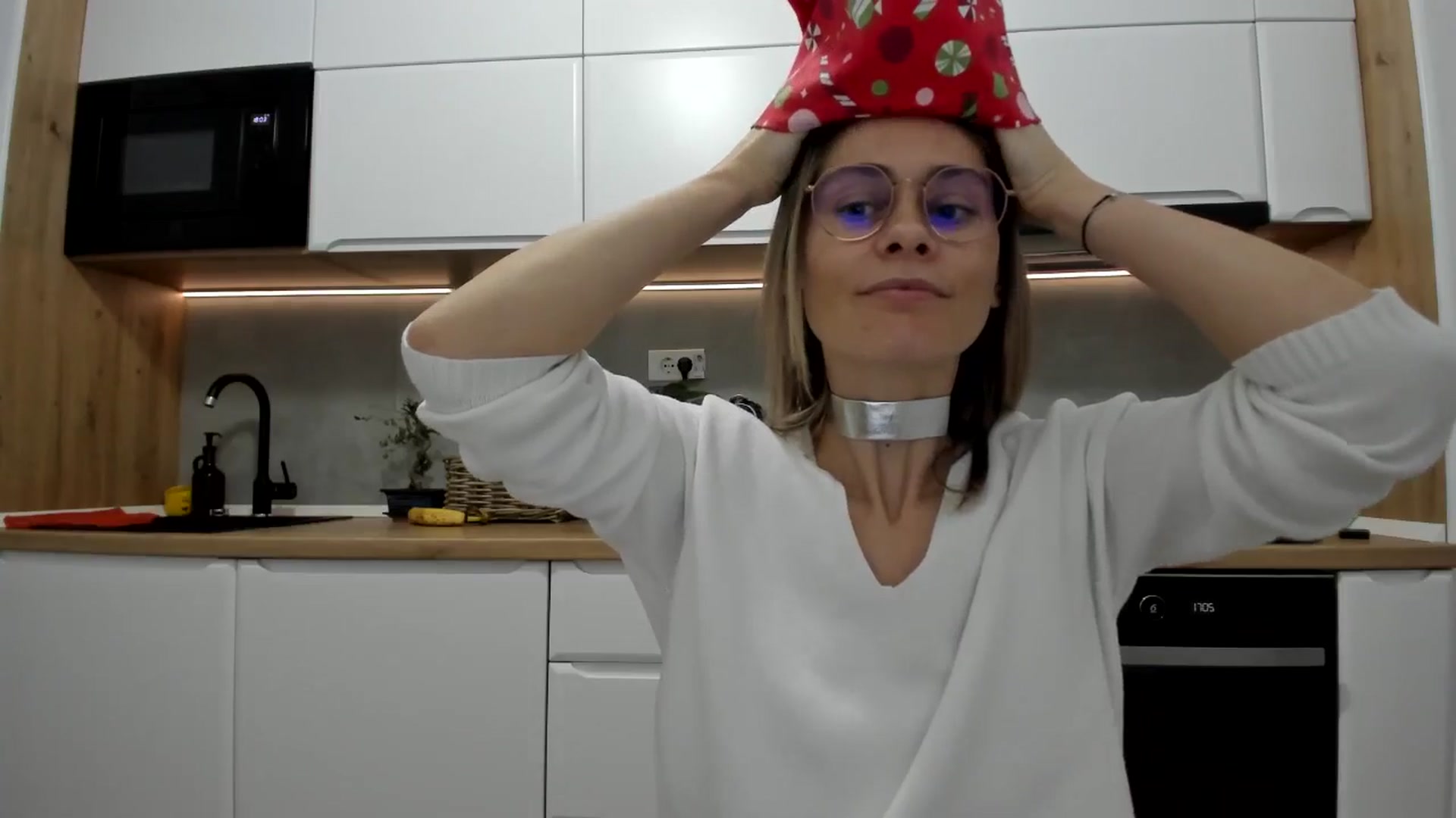 Gallery image thumbnail from DebbyPaige's myfreecams stream on, 11/27/2025, 15:19 image 18 of 20