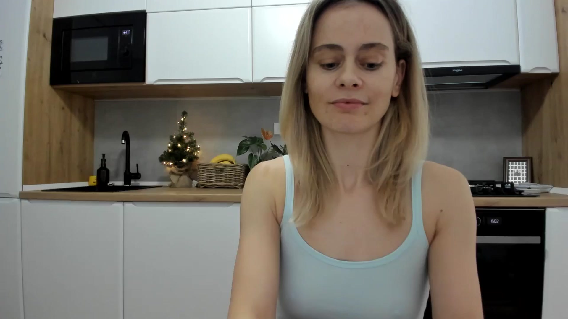 Gallery image thumbnail from DebbyPaige's myfreecams stream on, 12/08/2025, 15:01 image 5 of 20
