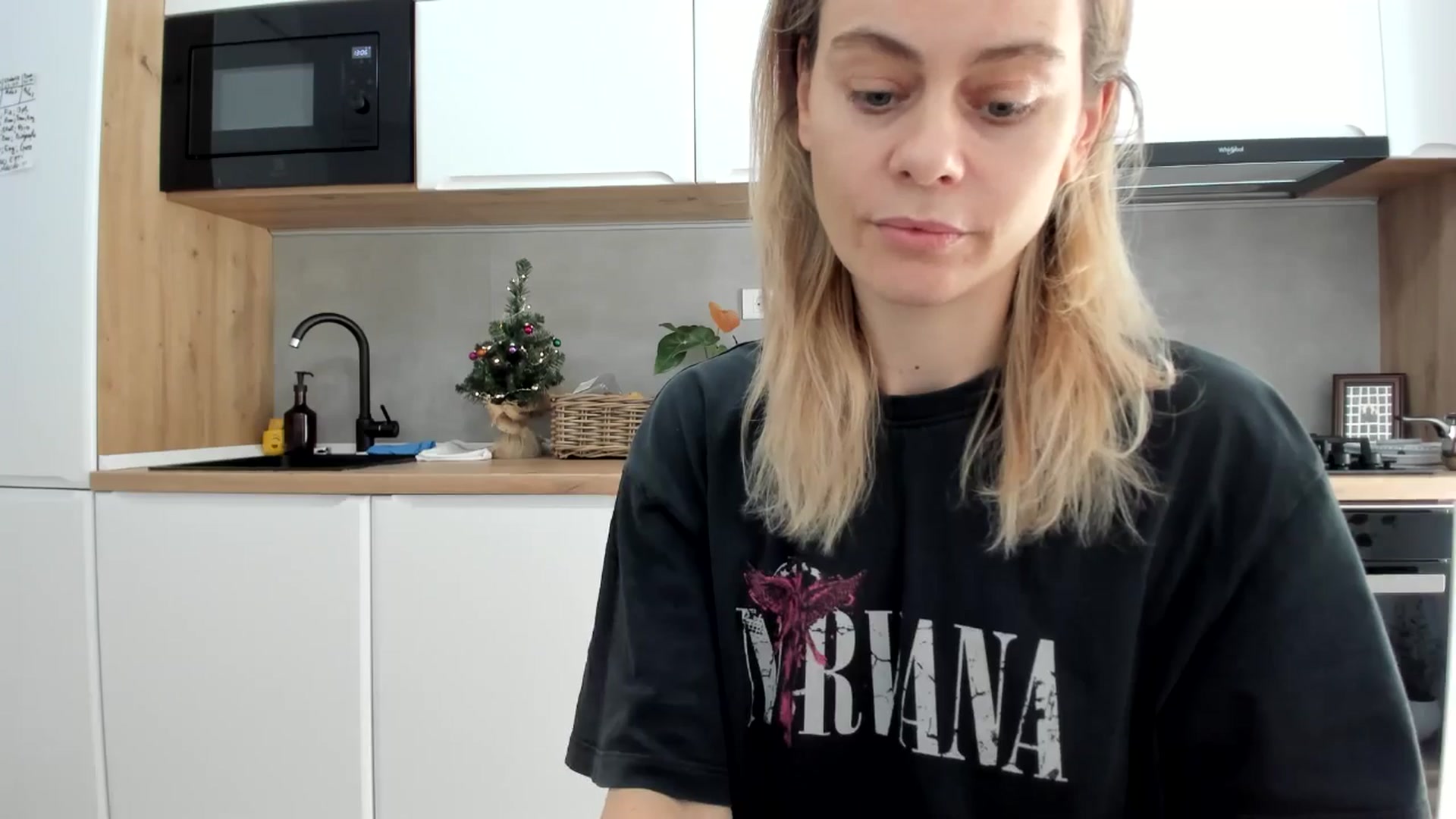 Gallery image thumbnail from DebbyPaige's myfreecams stream on, 12/10/2025, 12:24 image 10 of 20