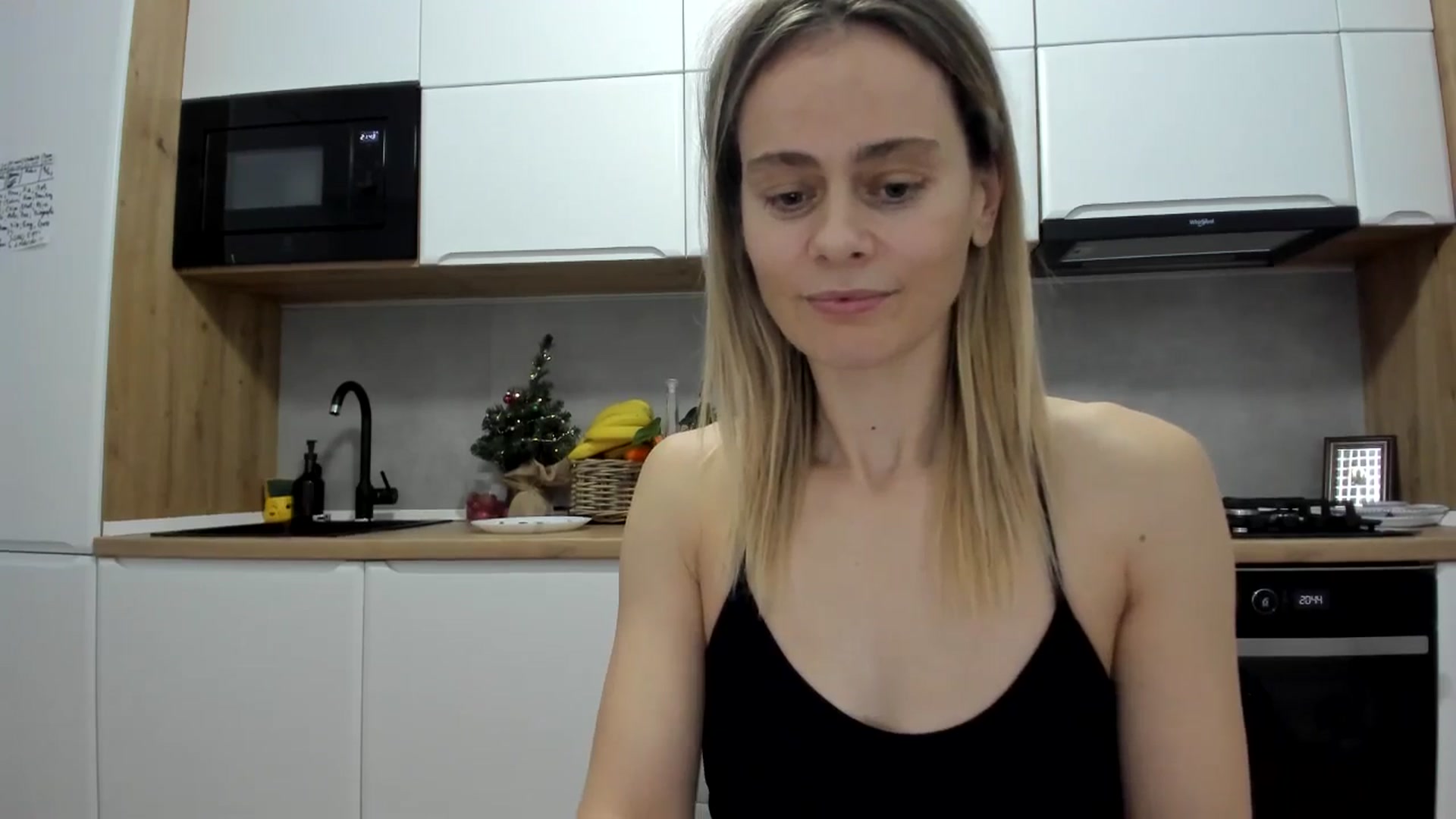 Gallery image thumbnail from DebbyPaige's myfreecams stream on, 12/19/2025, 18:54 image 20 of 20