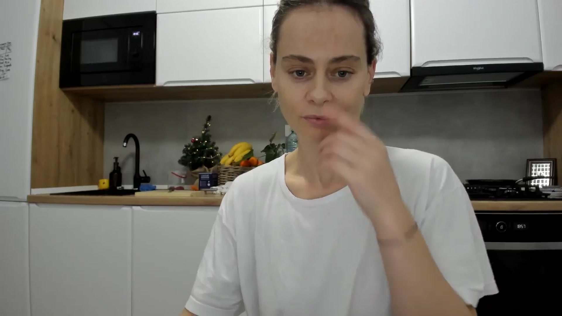 Gallery image thumbnail from DebbyPaige's myfreecams stream on, 12/20/2025, 17:08 image 15 of 20