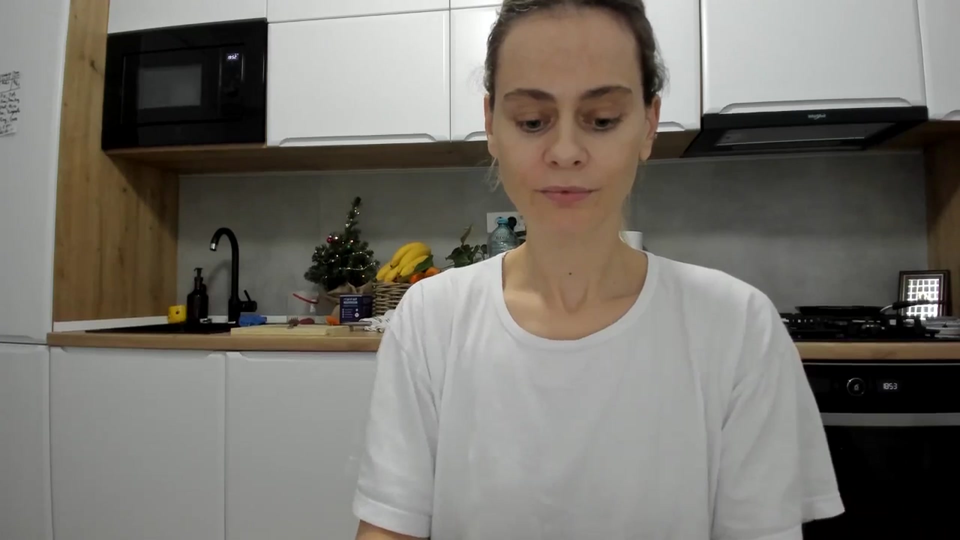 Gallery image thumbnail from DebbyPaige's myfreecams stream on, 12/20/2025, 17:08 image 12 of 20