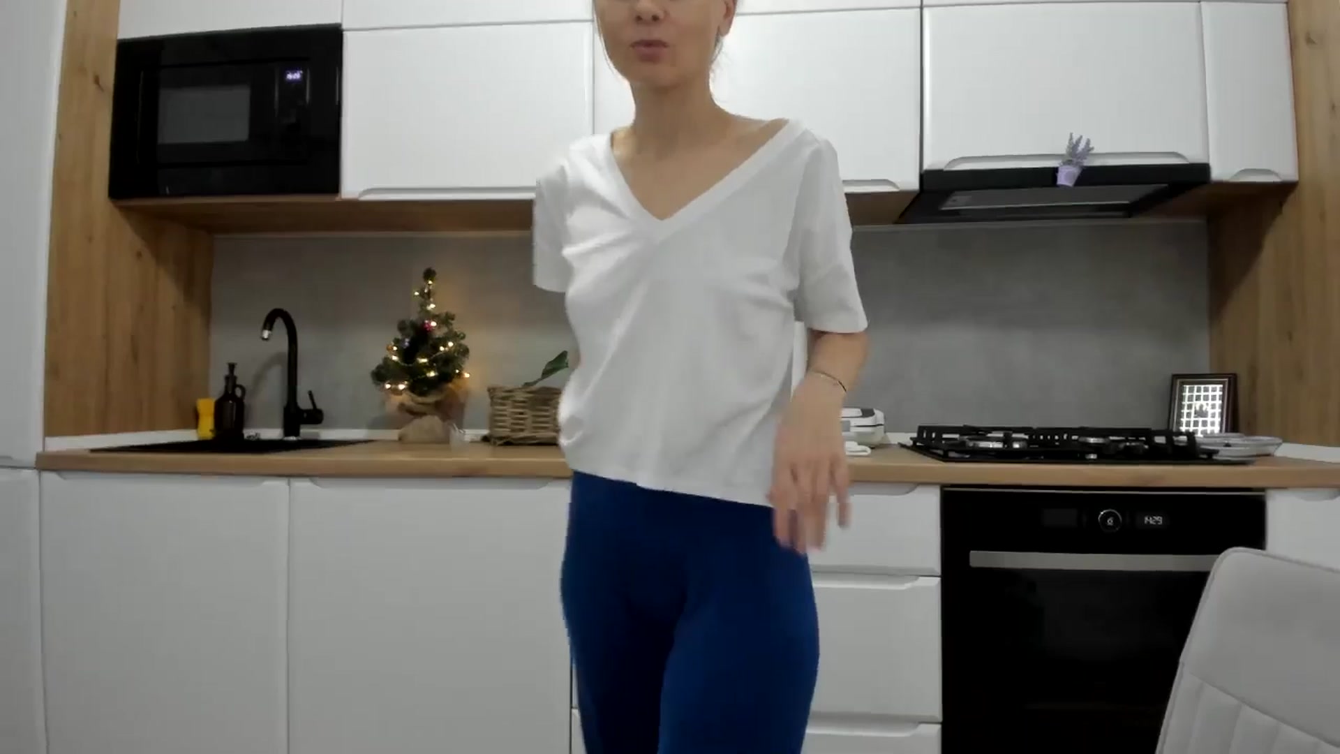 Gallery image thumbnail from DebbyPaige's myfreecams stream on, 01/04/2026, 13:04 image 2 of 20